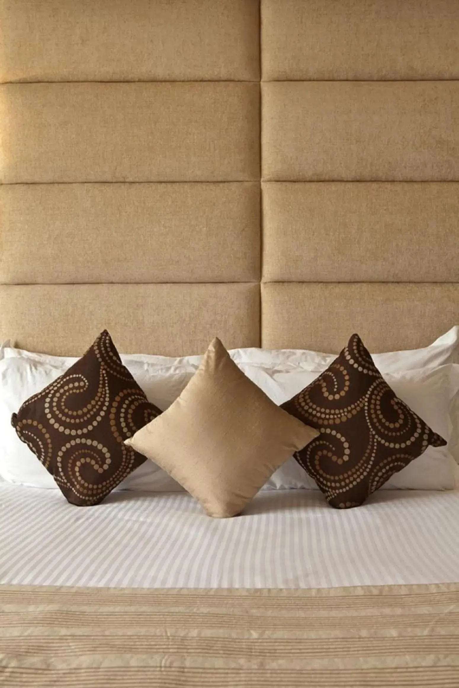 Bed in The Bristol Hotel - Gurgaon