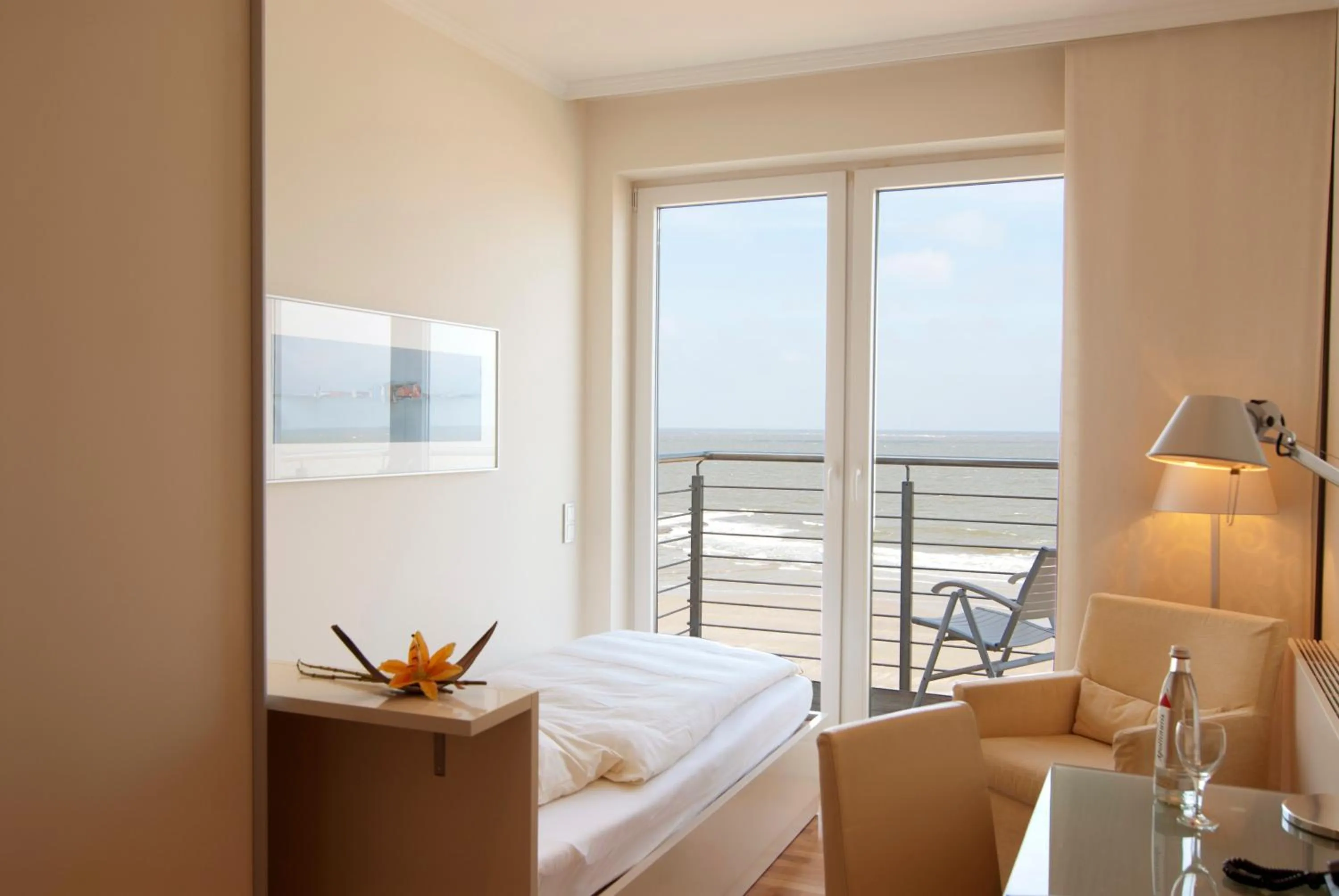 View (from property/room), Bed in Strandhotel Georgshöhe