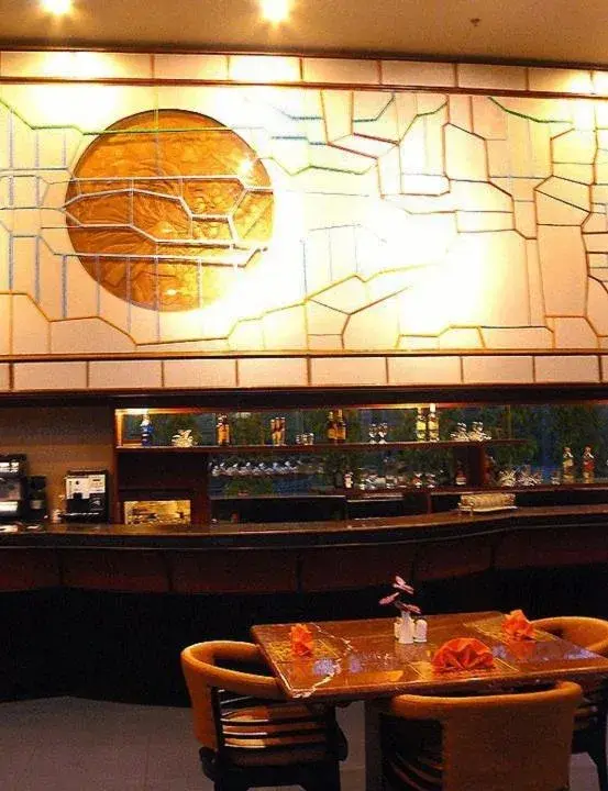 Restaurant/places to eat in Hotel Oval Restaurant/places to eat in Hotel Oval