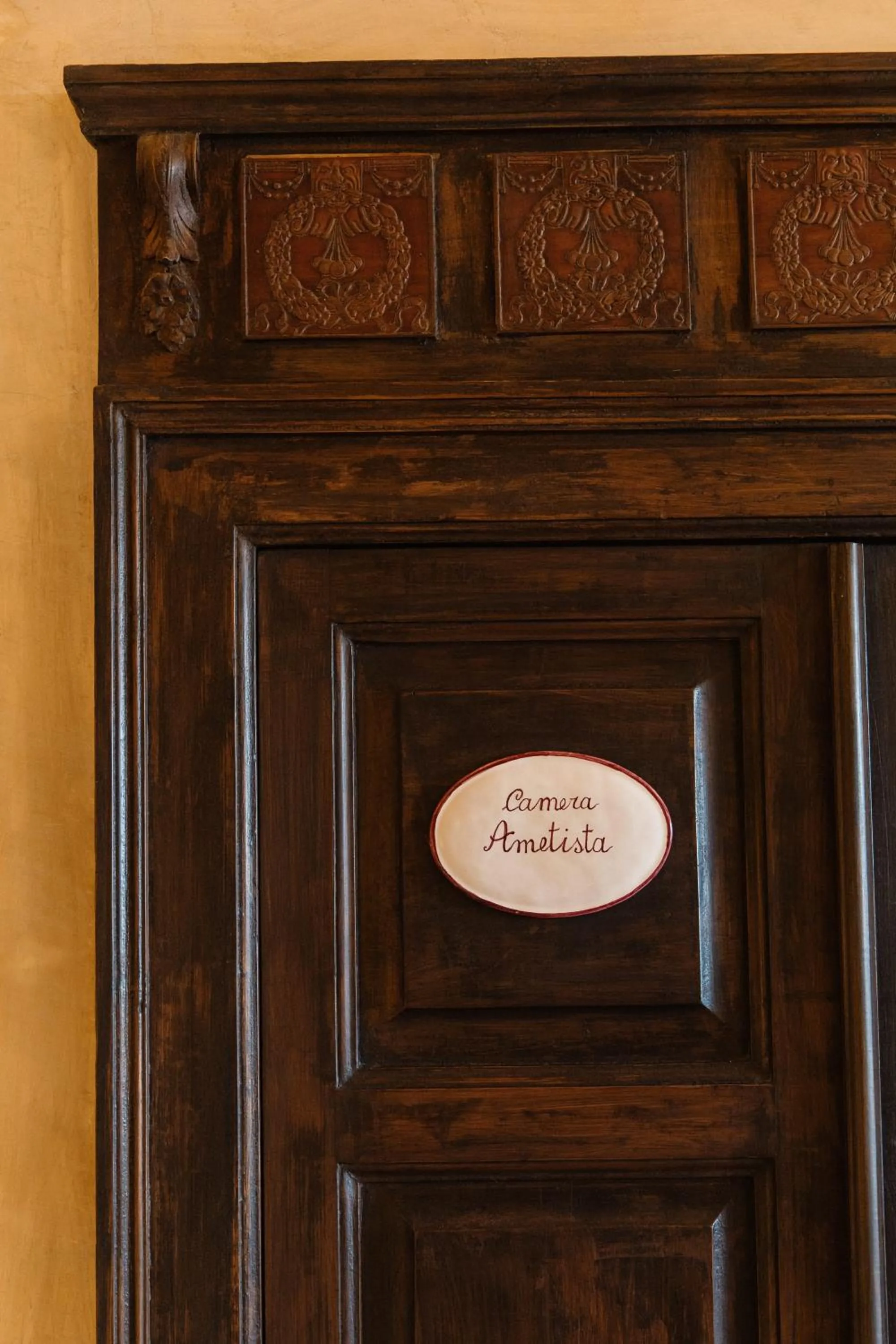 Property logo or sign in Villa Mascitti B&B Tortoreto Alto