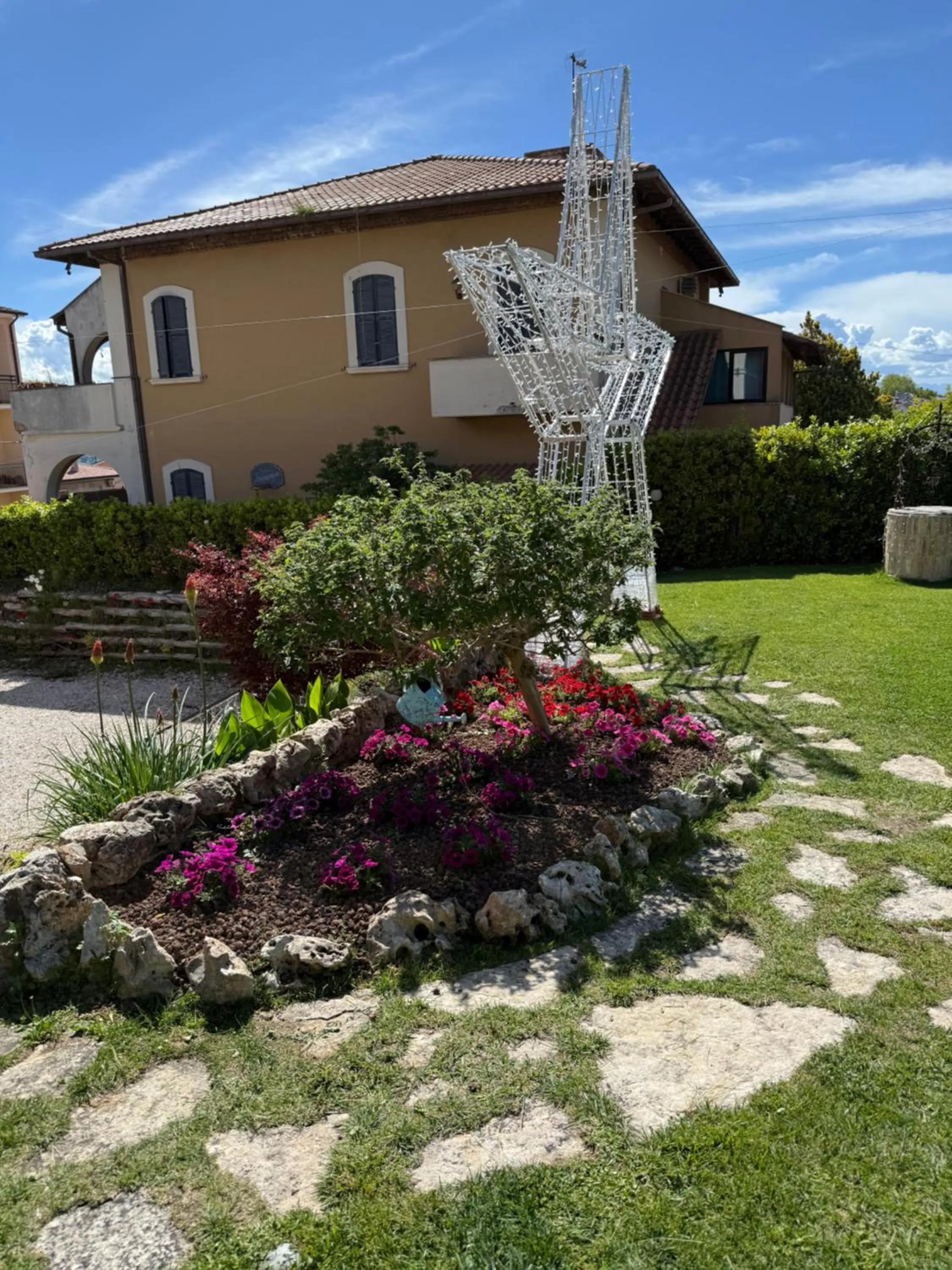 Garden view in Villa Mascitti B&B Tortoreto Alto