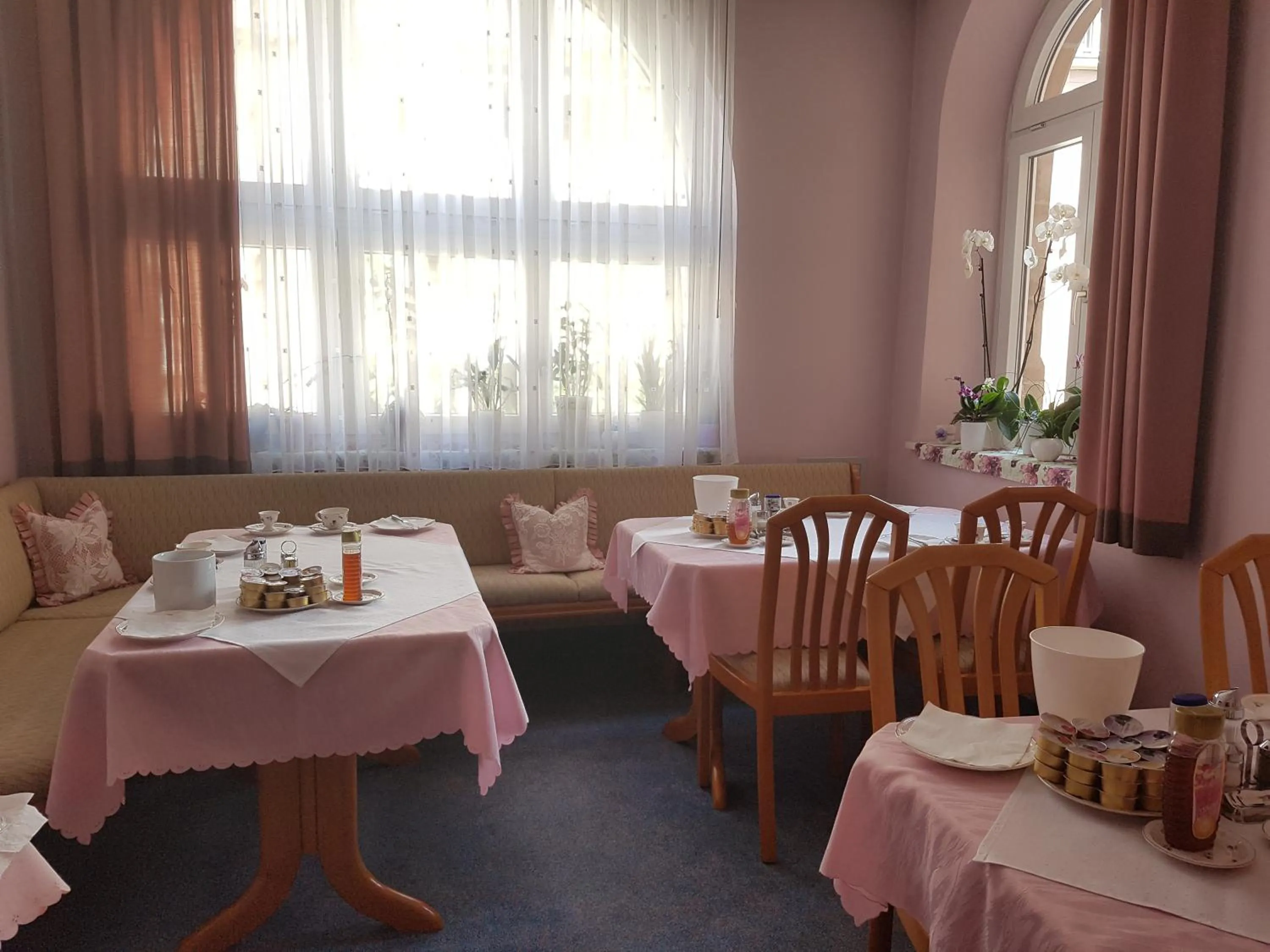 Restaurant/Places to Eat in Hotel Garni Keiml