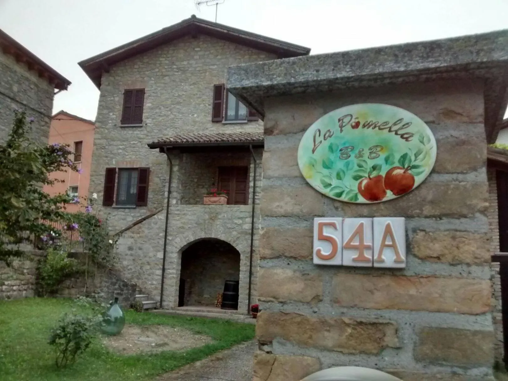 Property building in La Pomella