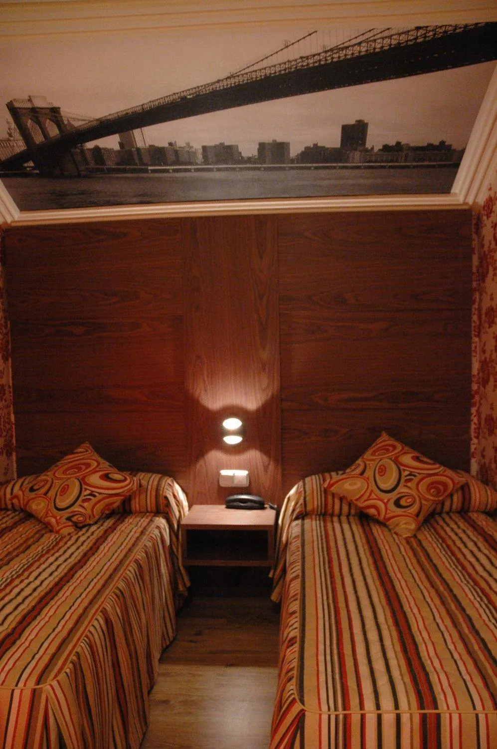 Photo of the whole room, Bed in Hotel Ideal