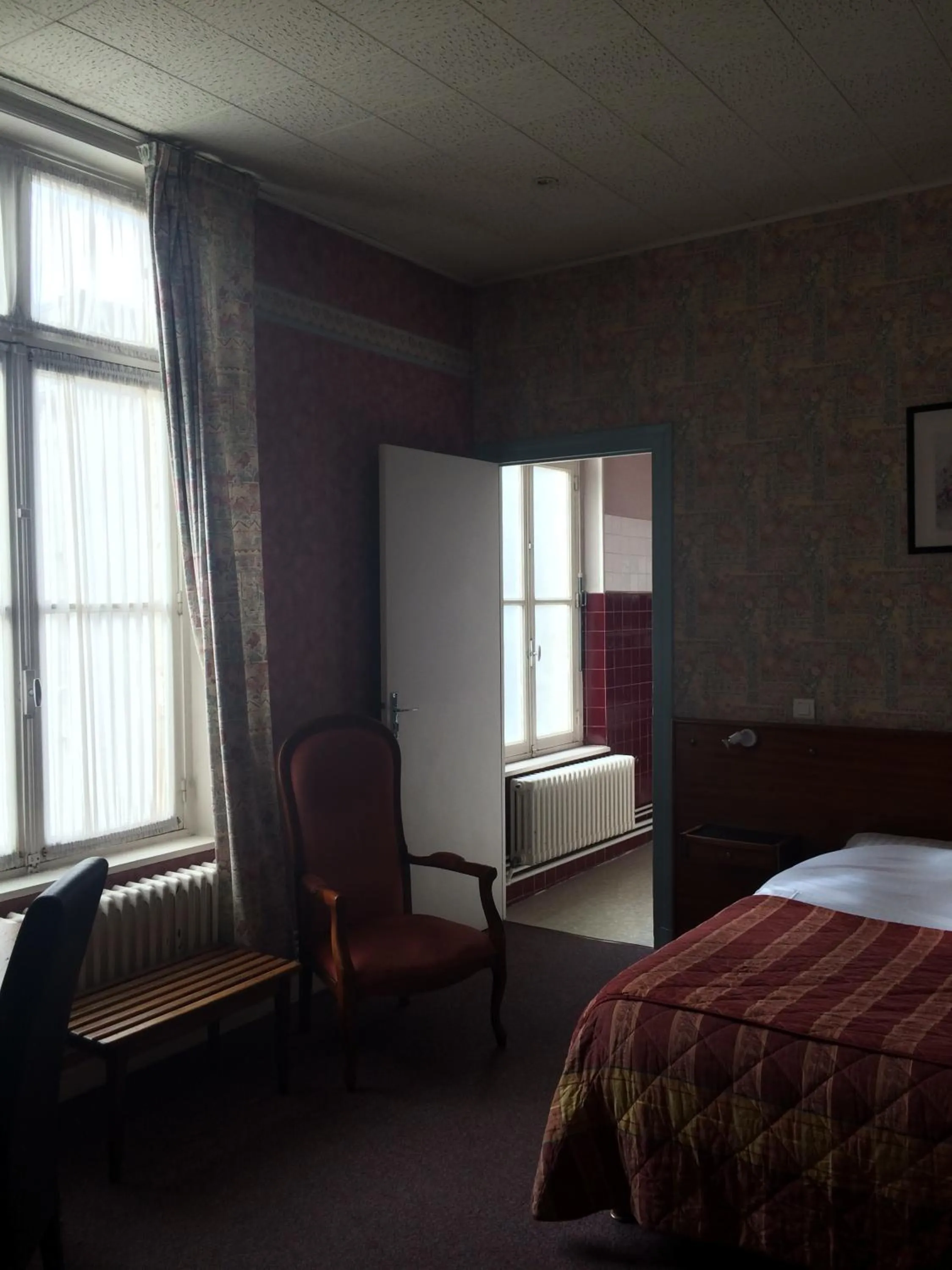 Bedroom, Bed in Hôtel De Paris