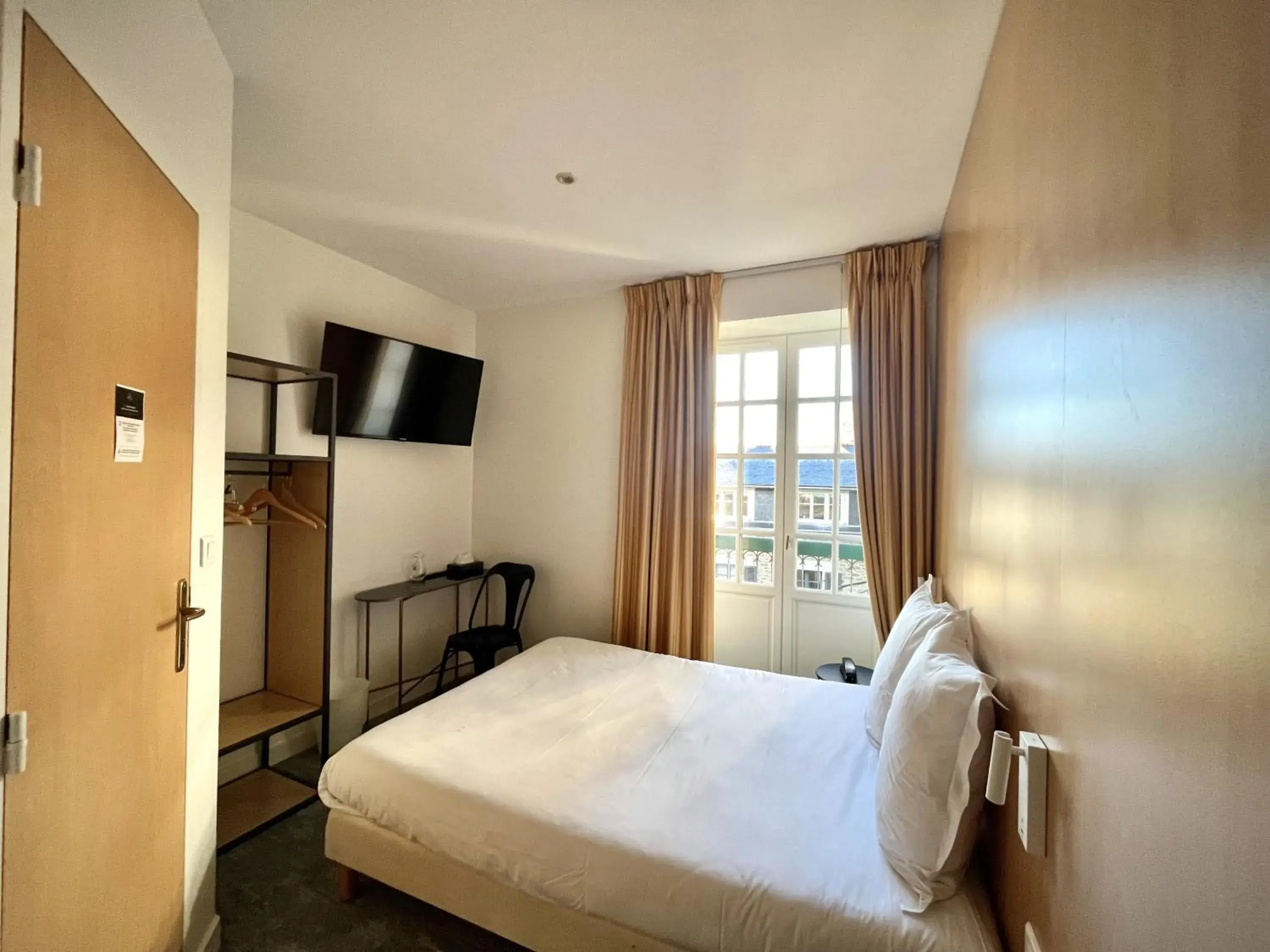 Double Room in Hotel Balmoral Dinard Double Room in Hotel Balmoral Dinard