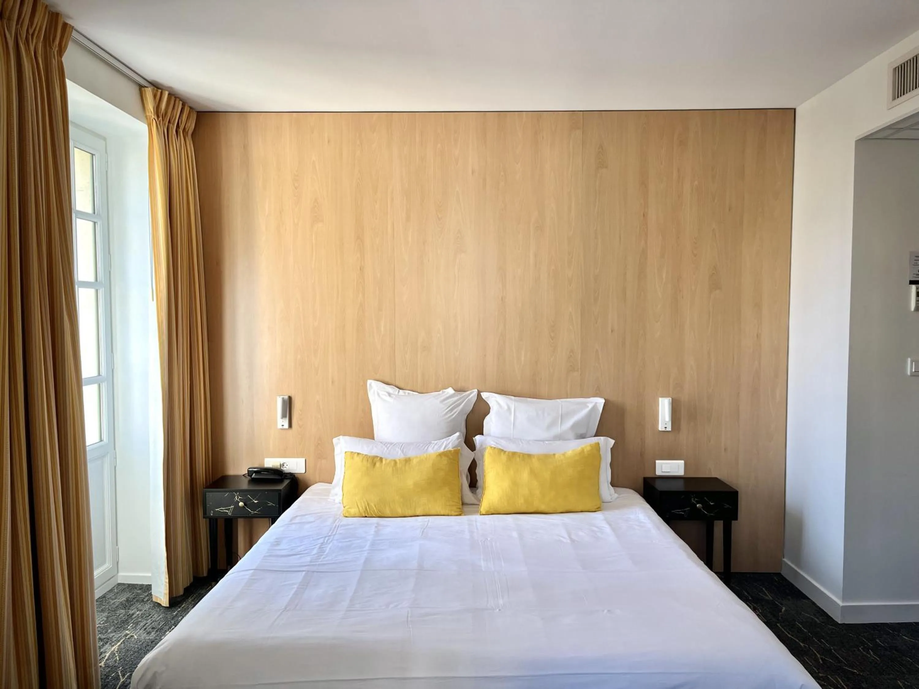 Bed in Hotel Balmoral Dinard