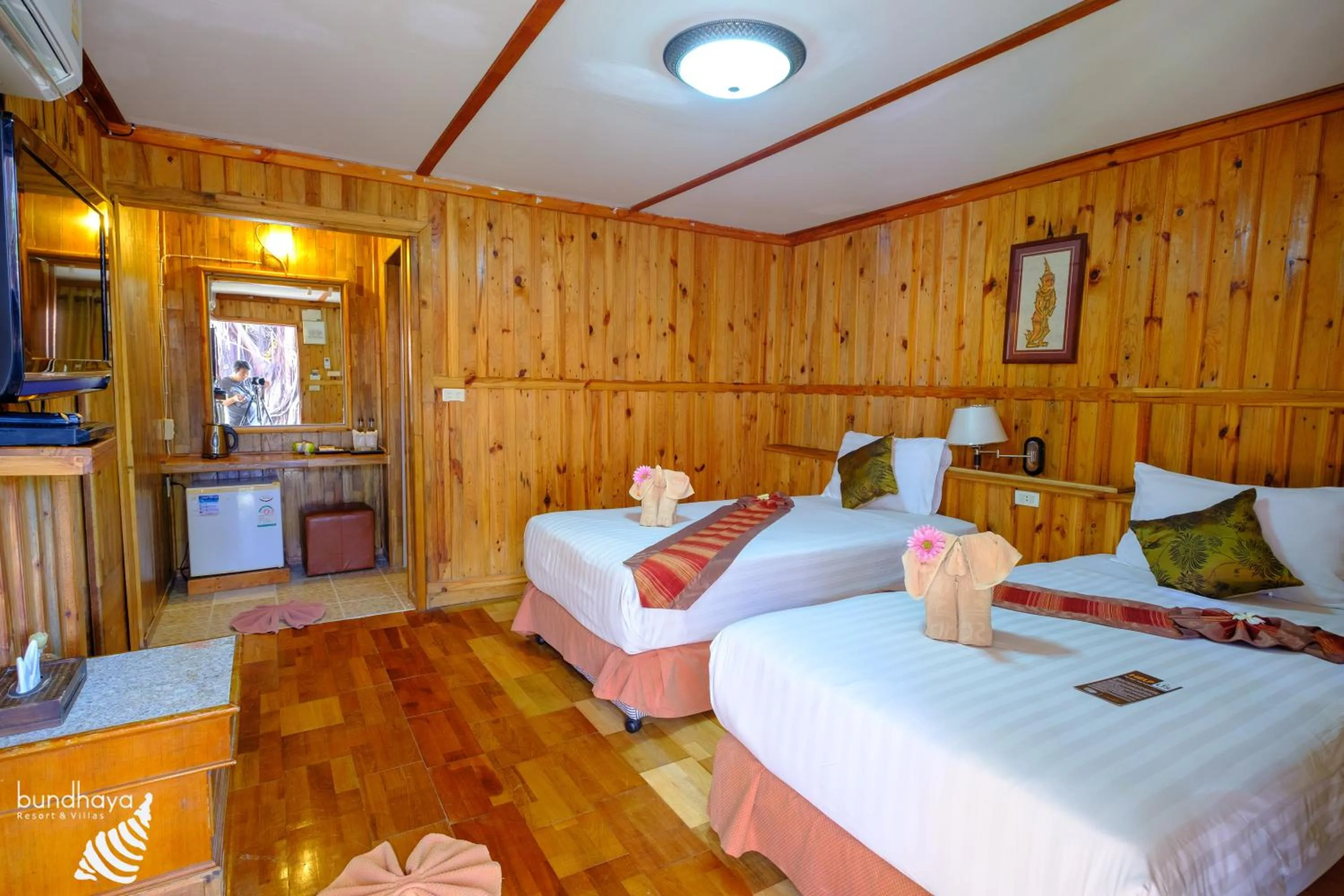 Bed in Bundhaya Resort