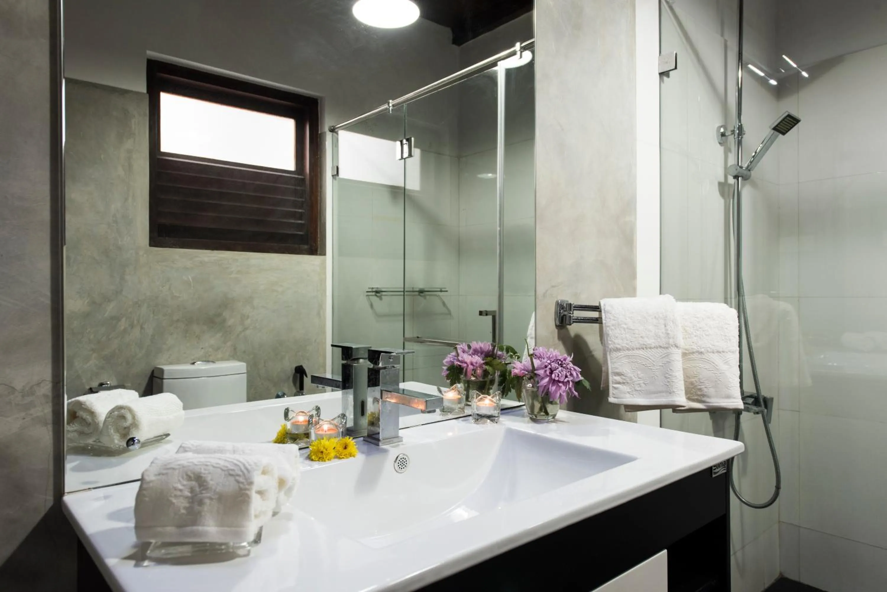 Toilet in Boutique Spice Colombo