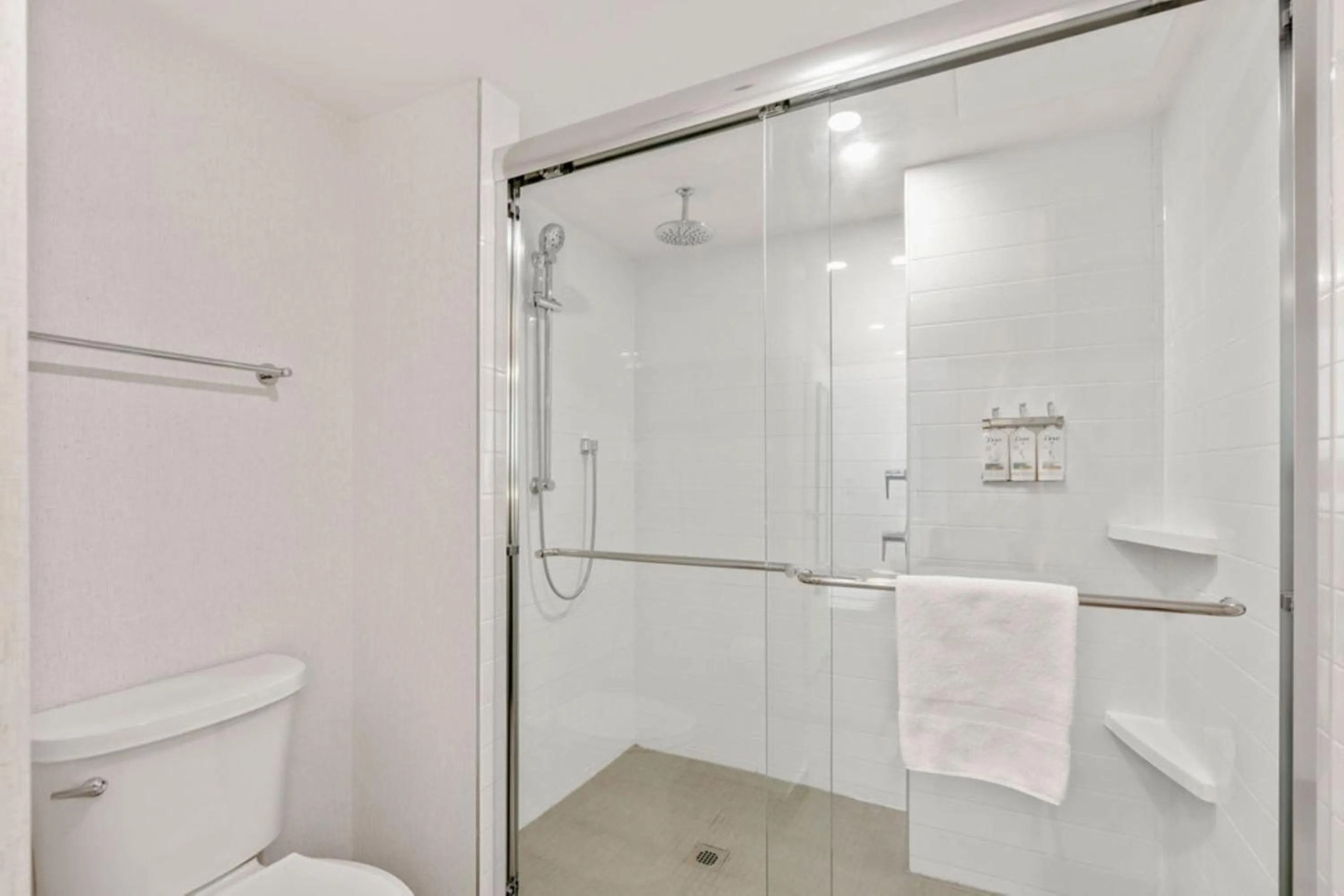 Photo of the whole room in Holiday Inn & Suites Ottawa Kanata by IHG