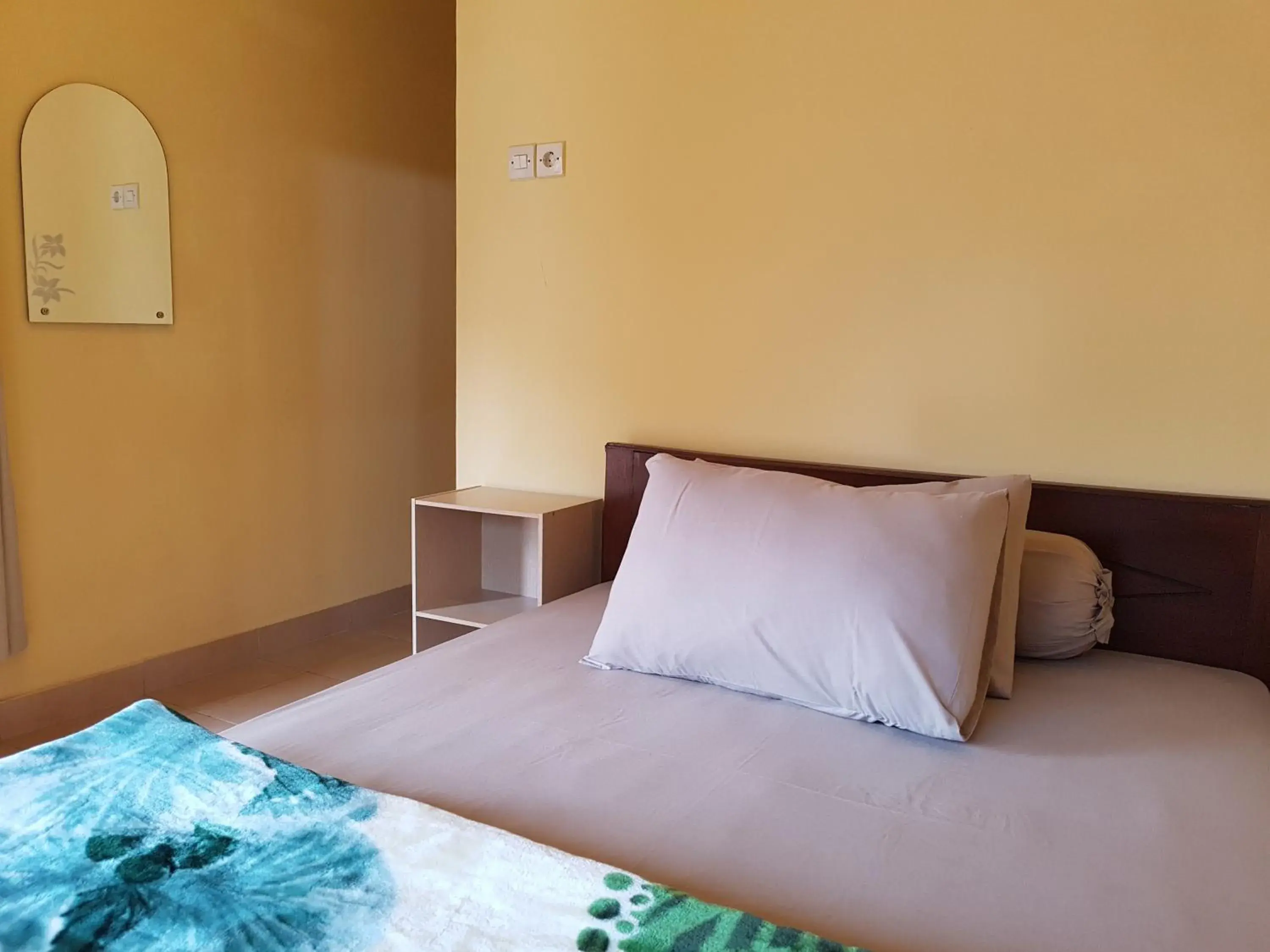 Standard Double Room in Radiya Guesthouse Standard Double Room in Radiya Guesthouse