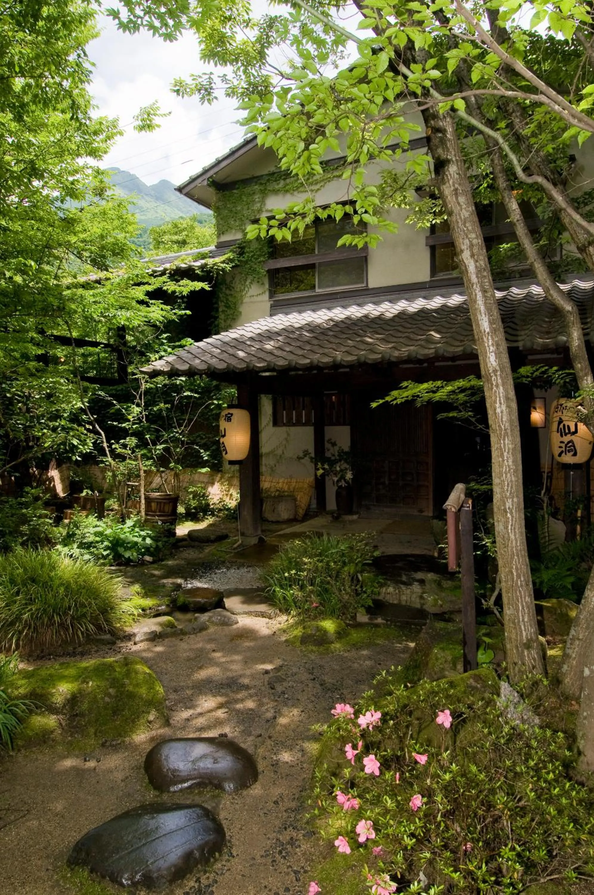 Garden view in Hotaru no Yado Sendou