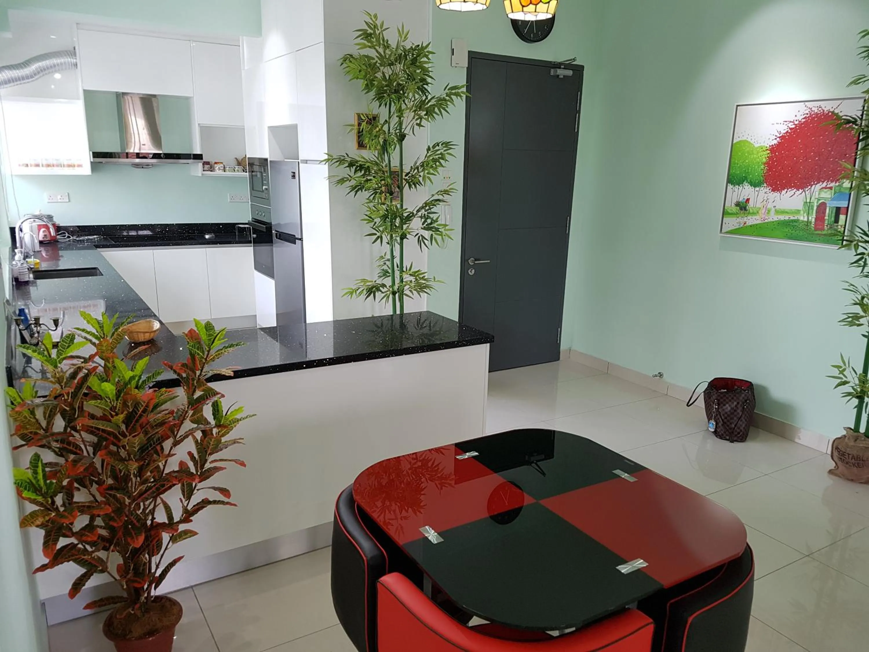 Garden Apartment at Zenith