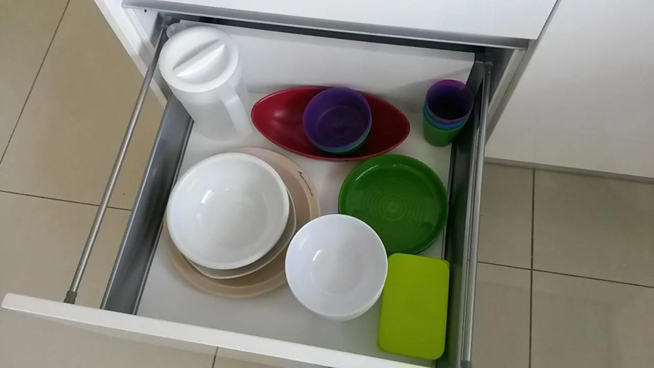 Kitchen or kitchenette in Garden Apartment at Zenith