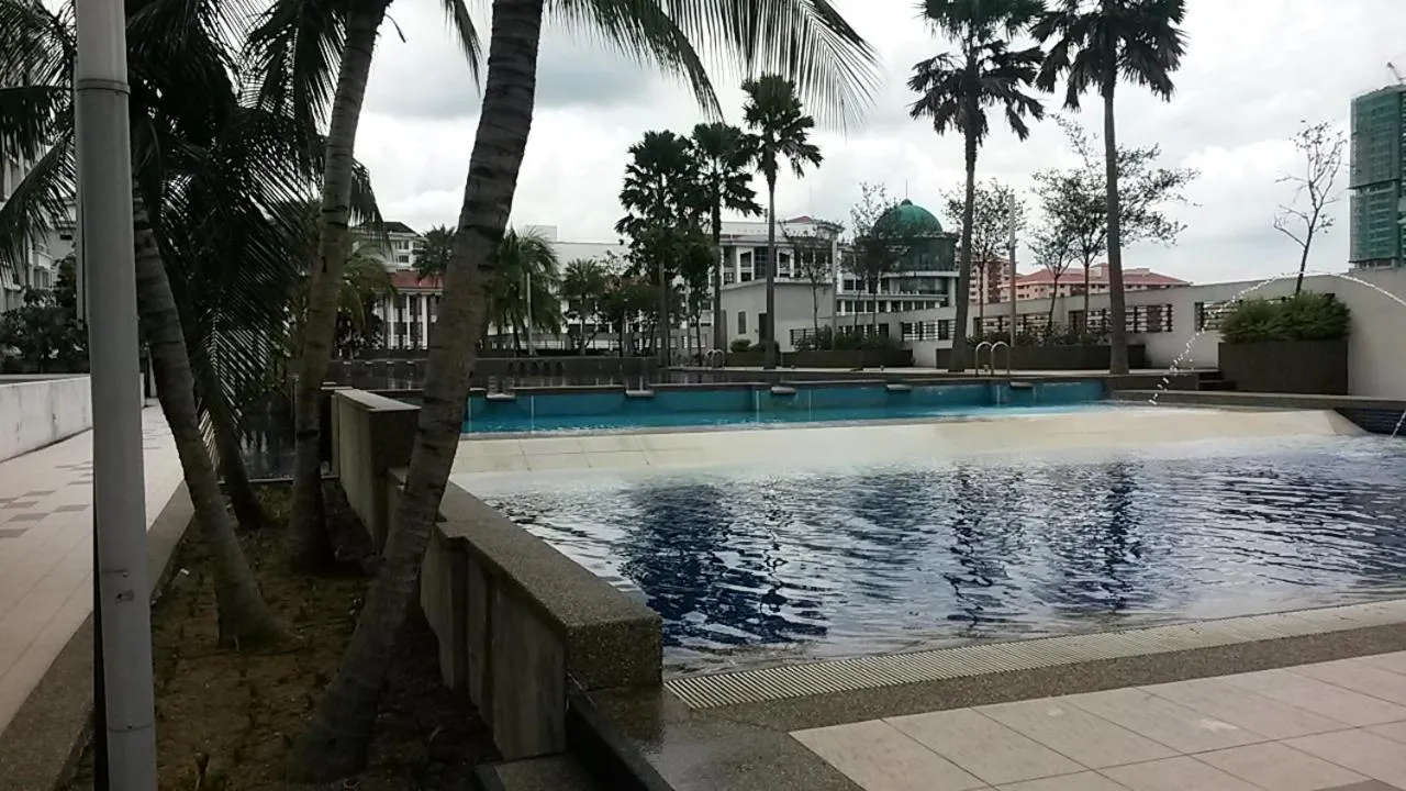 Garden Apartment at Zenith