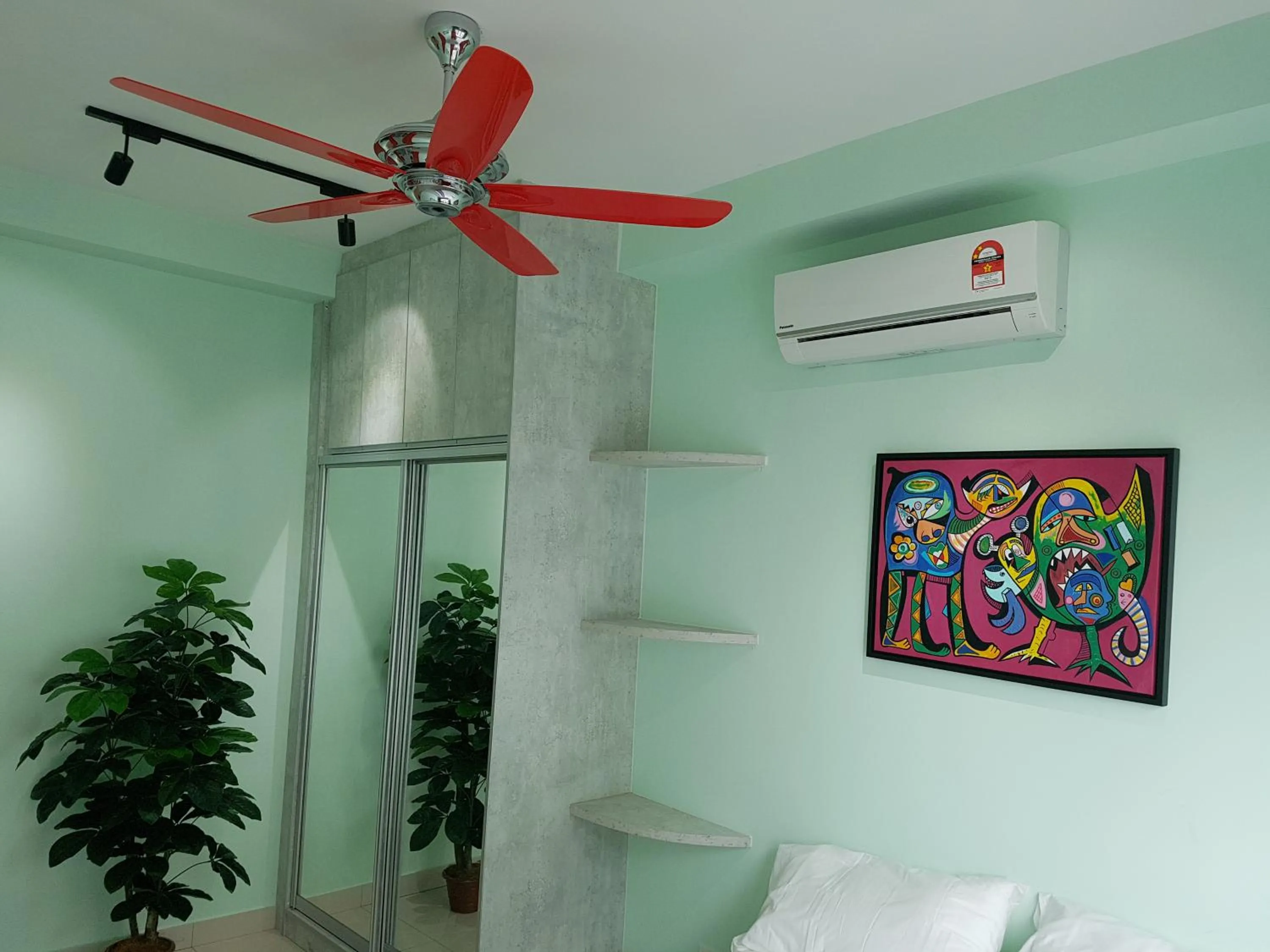 Garden Apartment at Zenith
