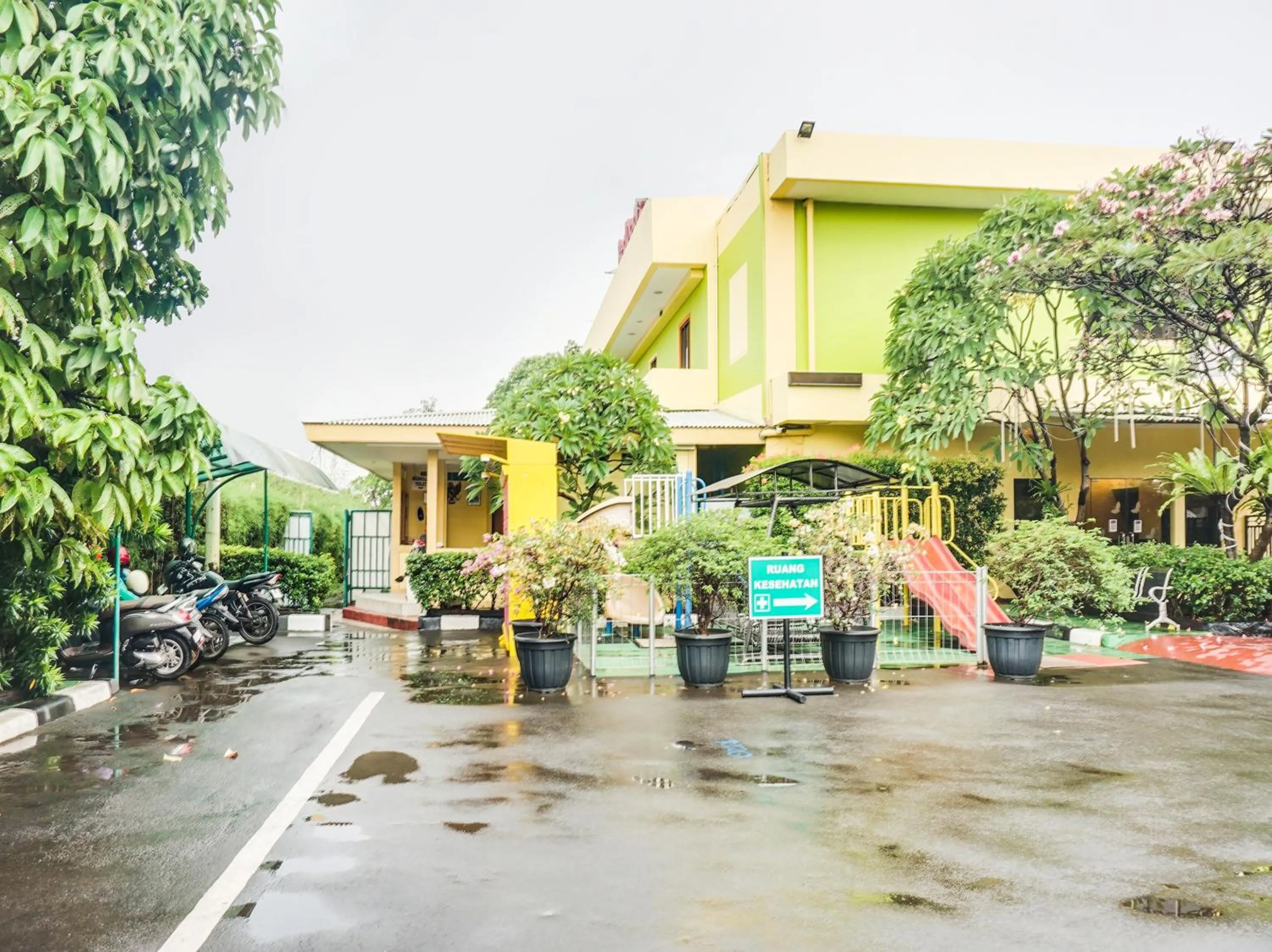 Property building in BI Executive Hotel