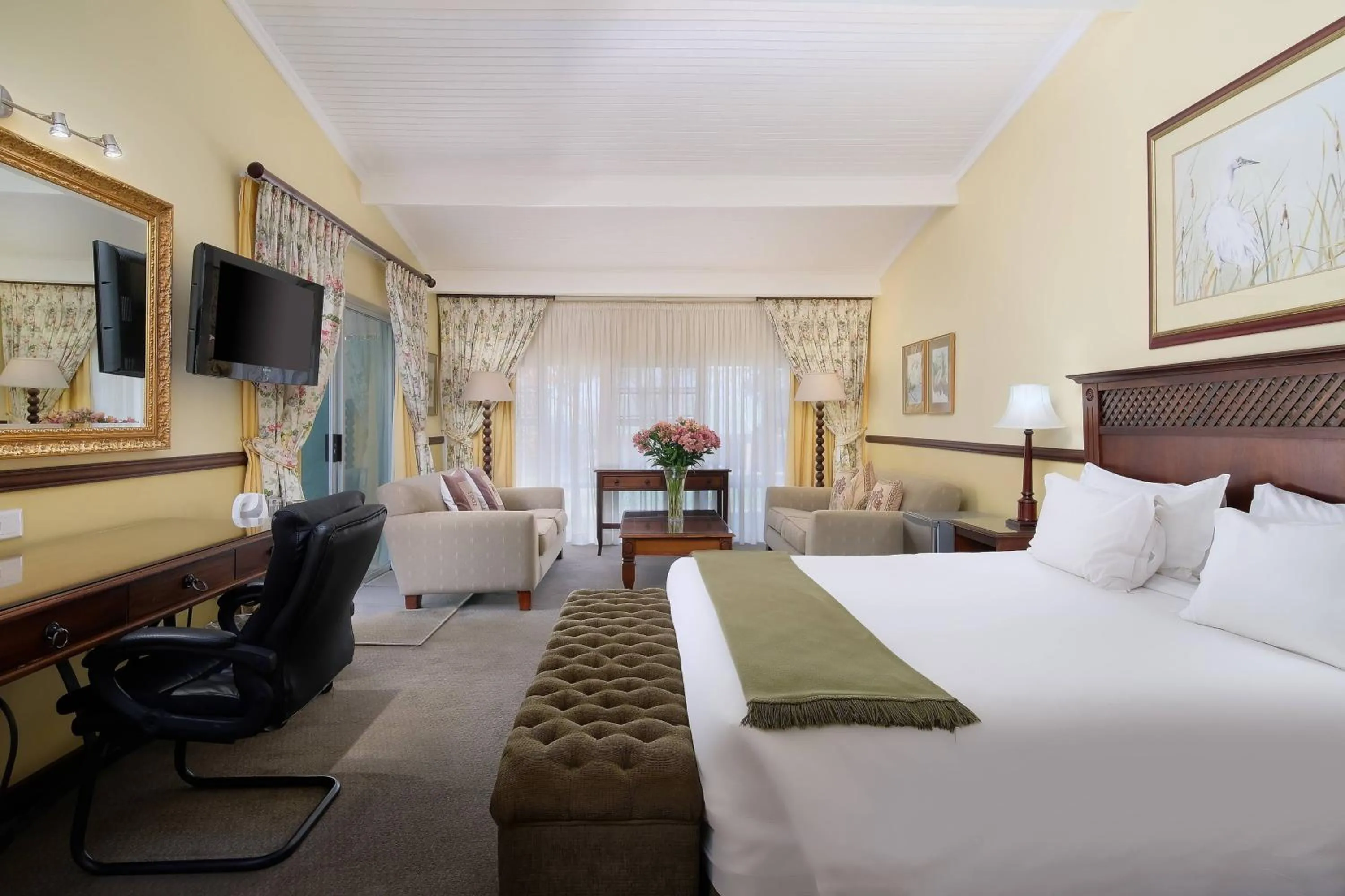 Photo of the whole room, Bed in Protea Hotel by Marriott Polokwane Ranch Resort