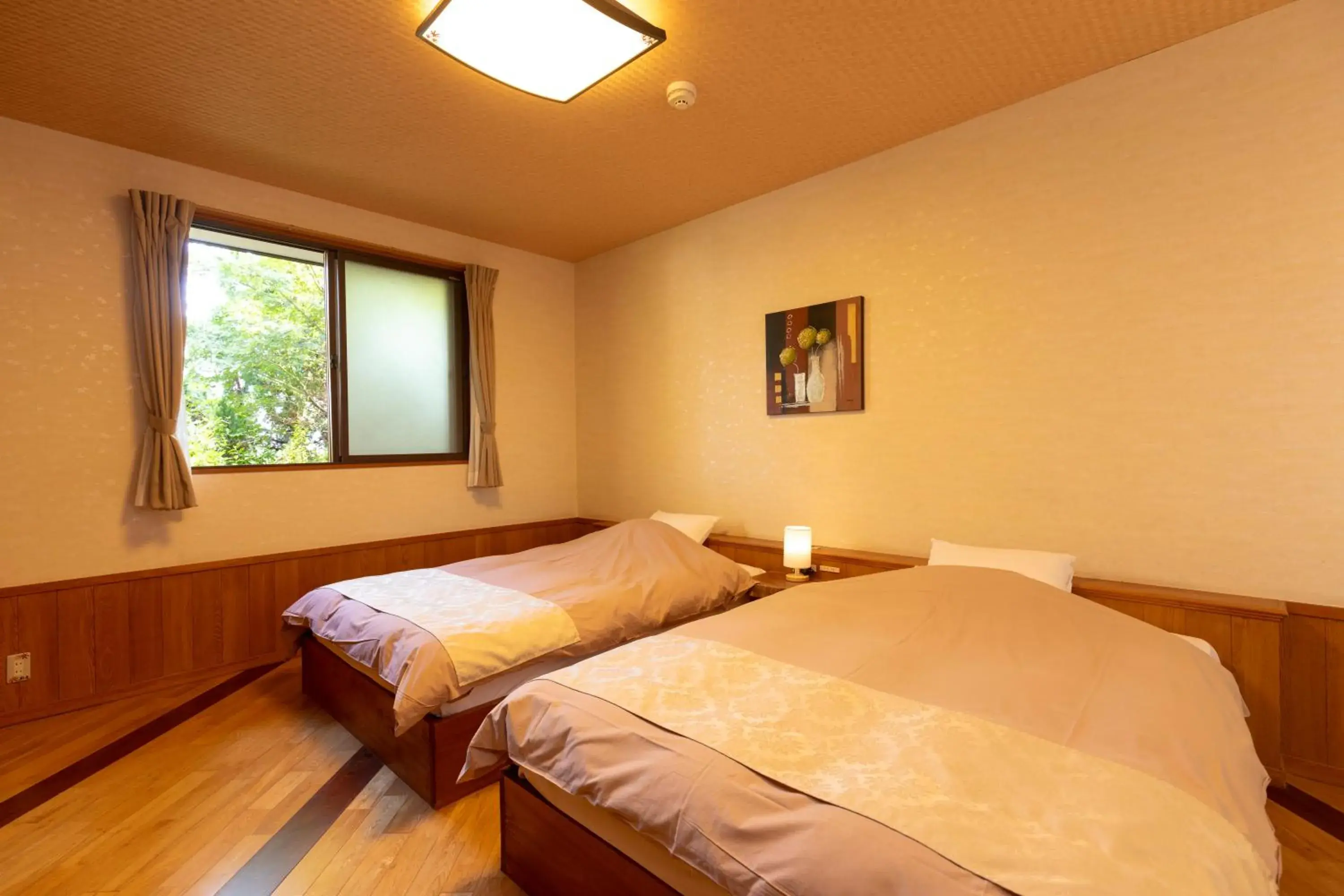 Room with Tatami Area and Private Bathroom in Iyashi no Yado Iroha Room with Tatami Area and Private Bathroom in Iyashi no Yado Iroha