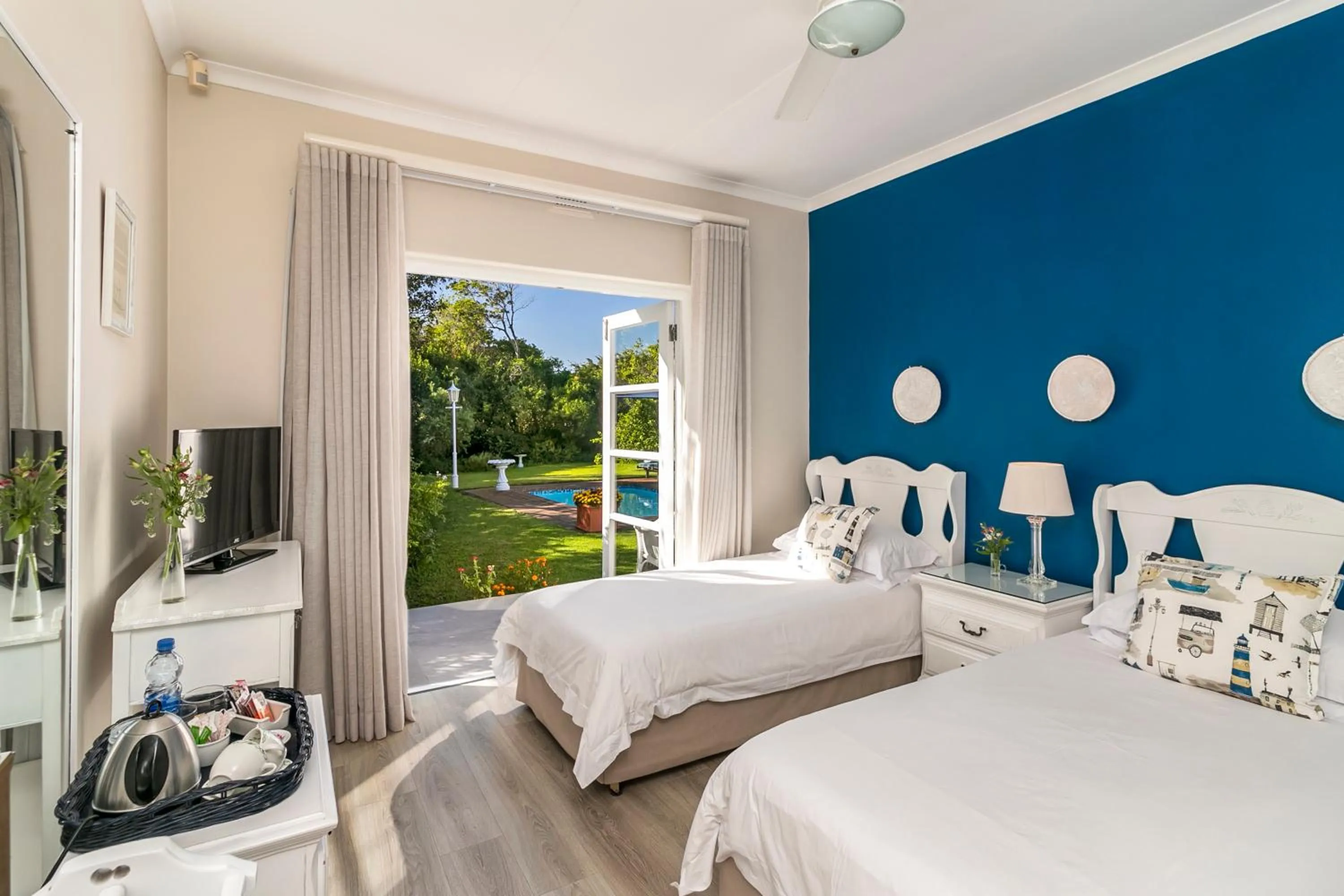 Family, Bed in The Knysna Belle Guest House