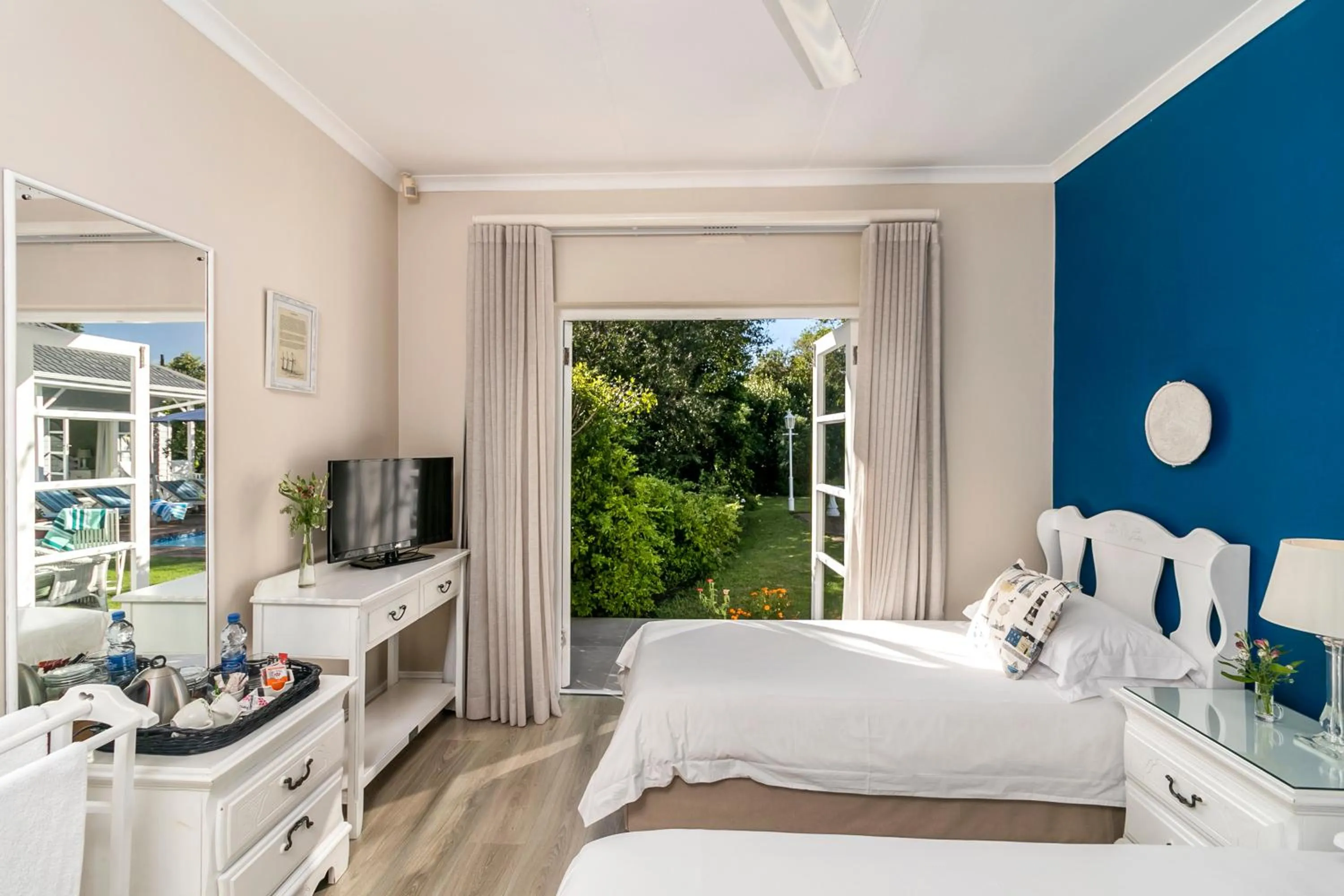 Family, Bed in The Knysna Belle Guest House