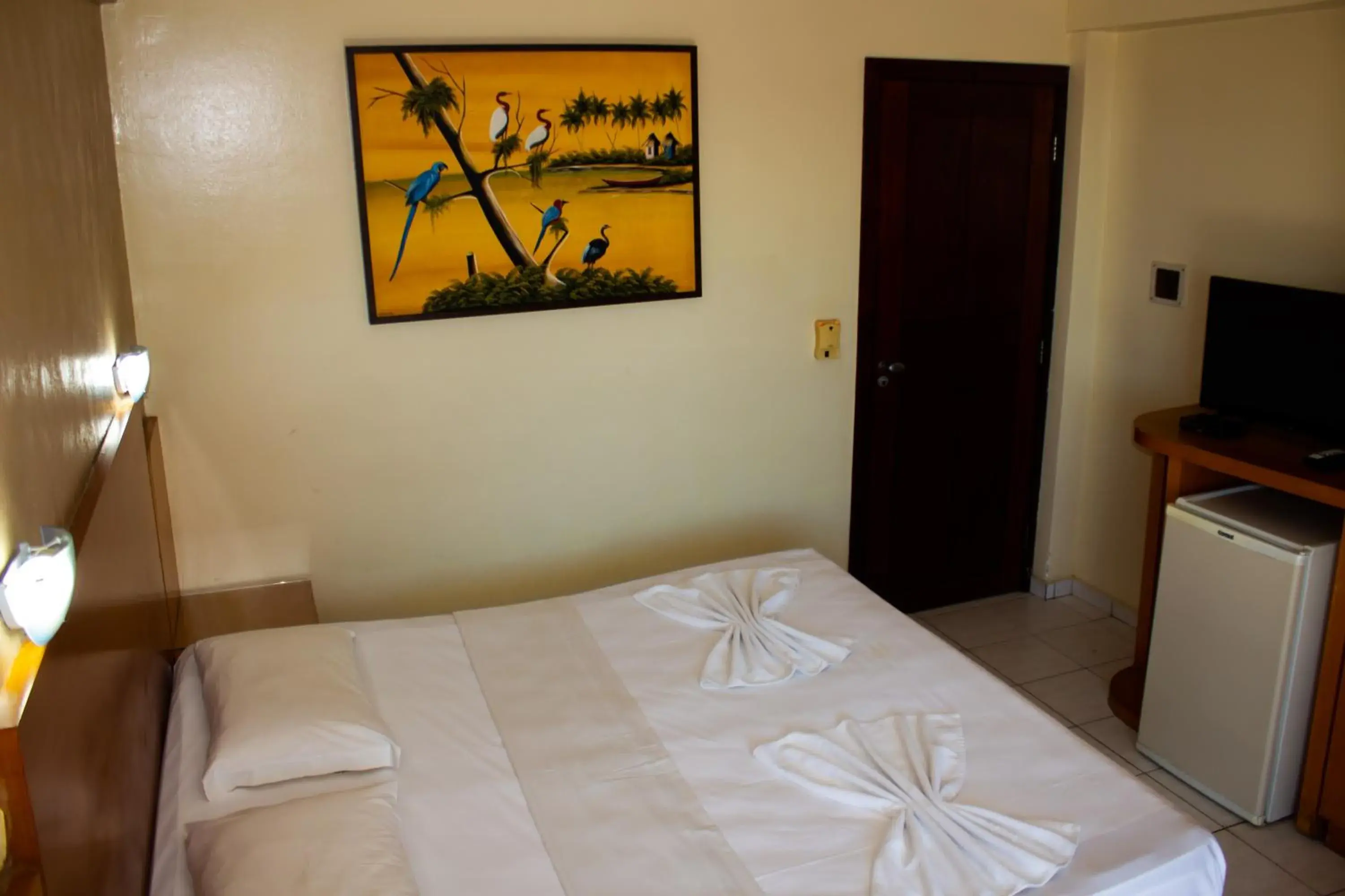 Standard Double or Twin Room with Partial Sea View in Hotel Pousada Azzurra Standard Double or Twin Room with Partial Sea View in Hotel Pousada Azzurra