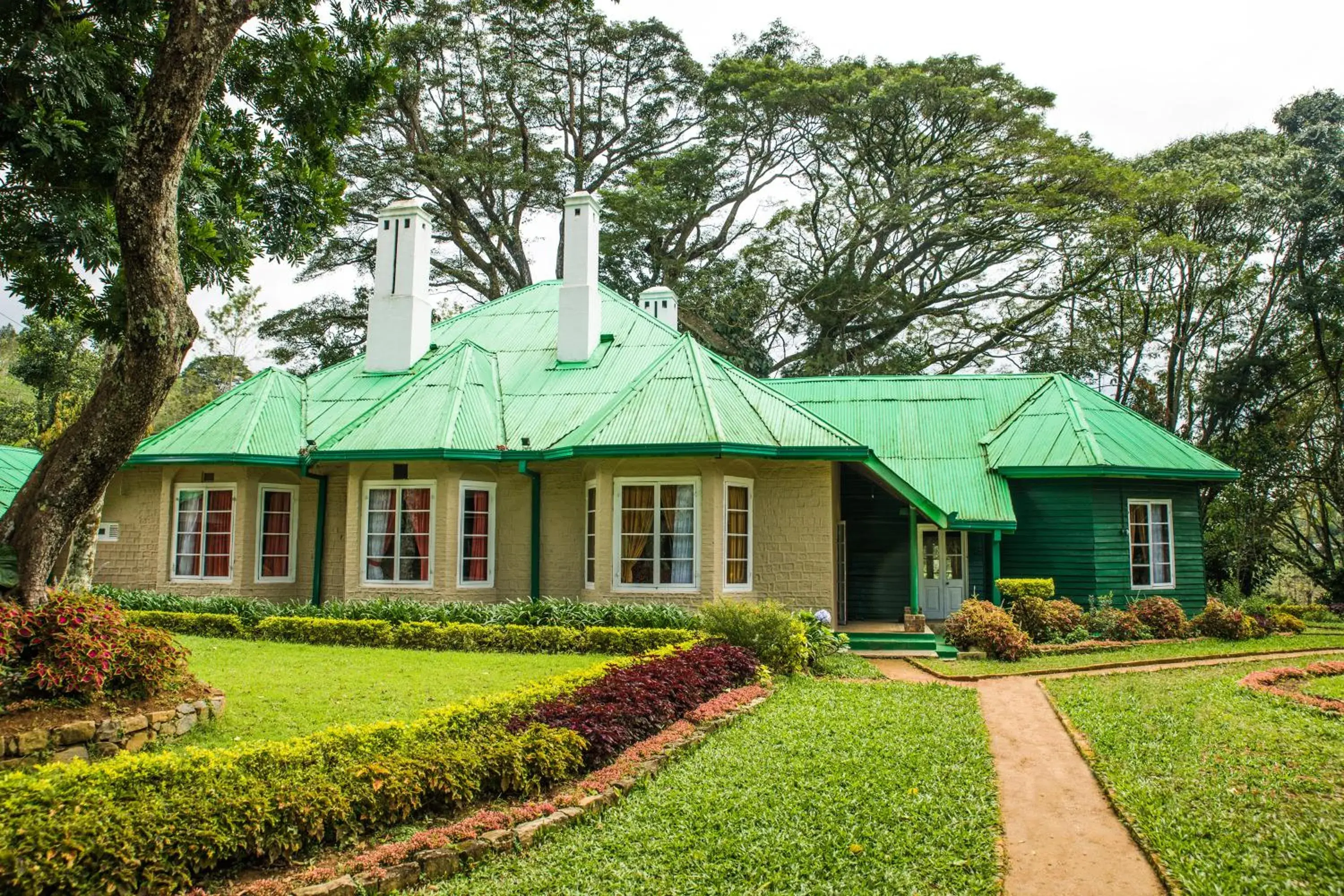 Royal Majesty Bungalow Royal Majesty Bungalow