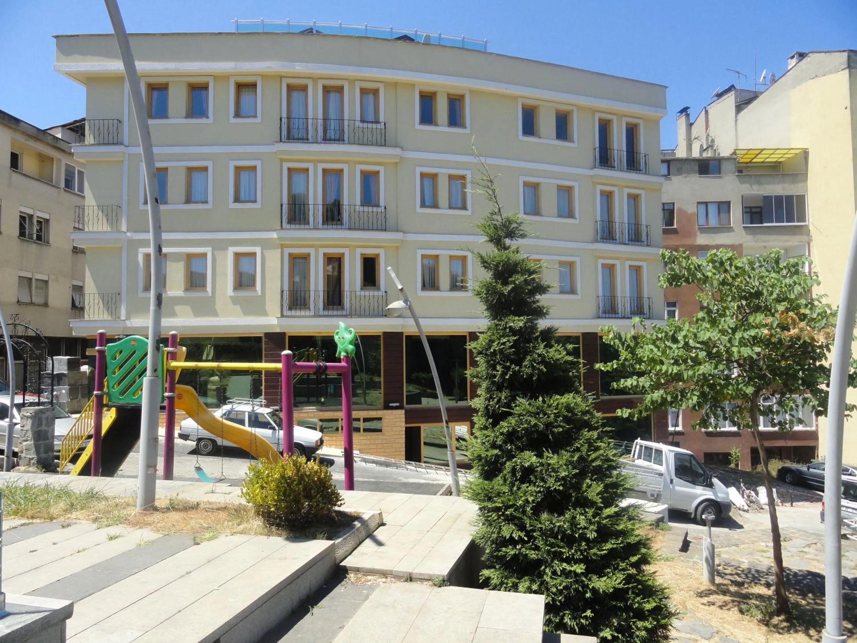 Feza Otel