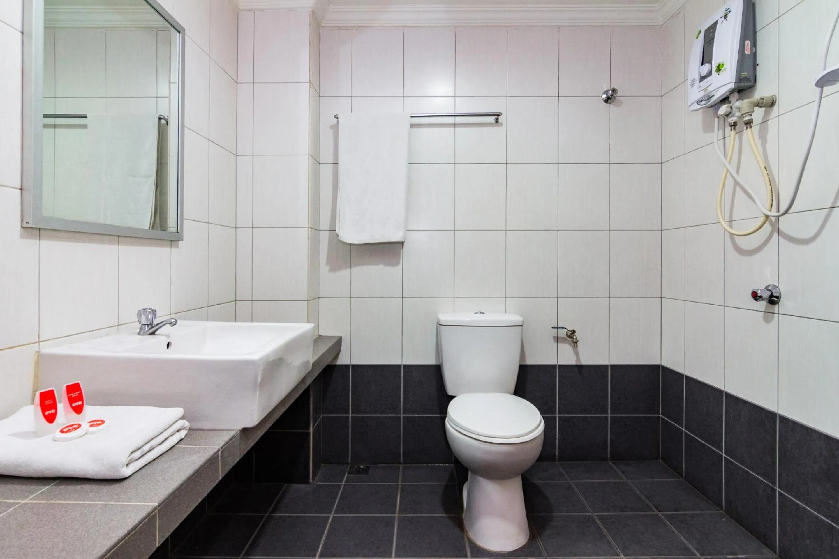 Bathroom in Hotel O New Sabah