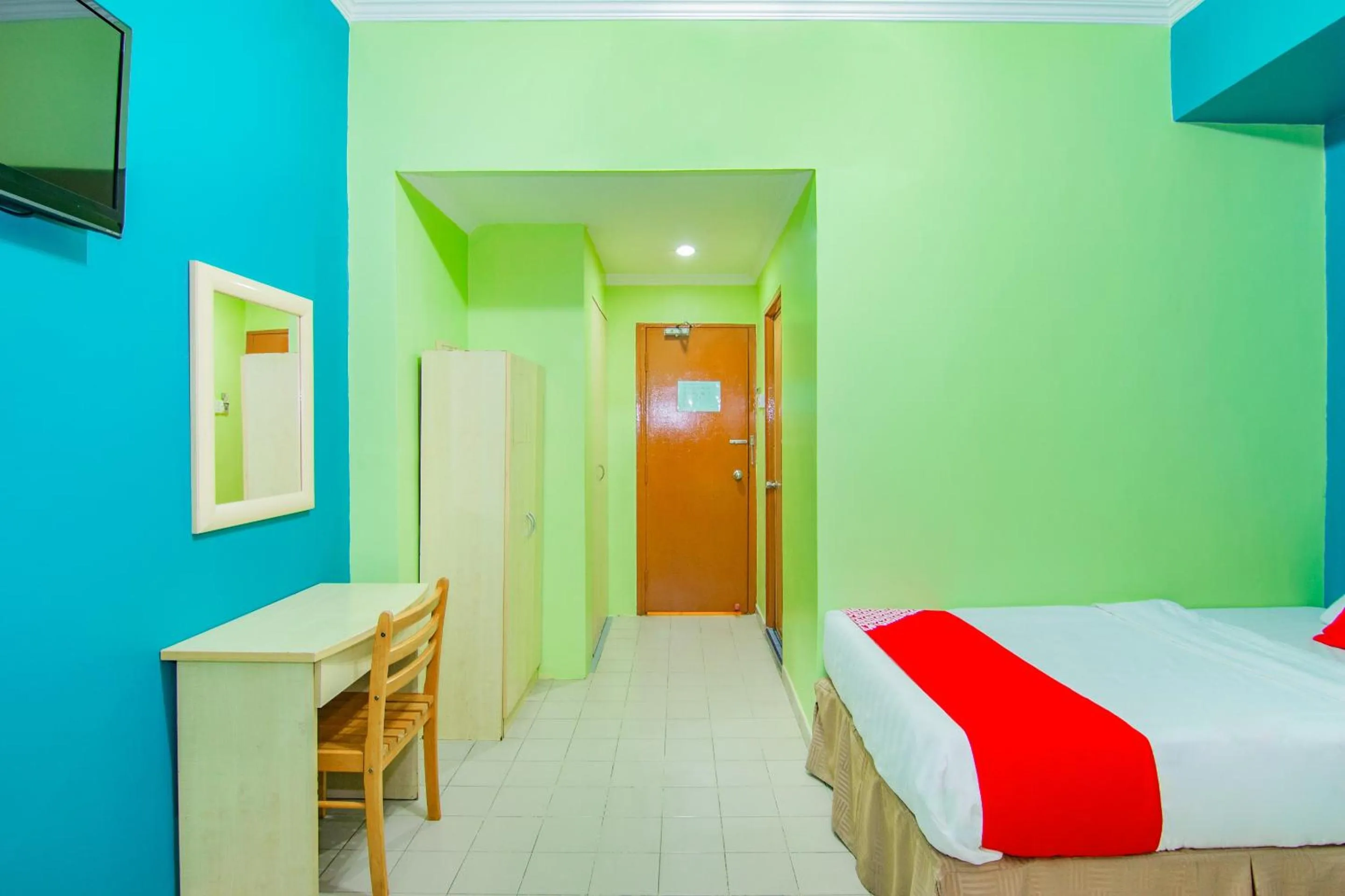 Bedroom, Bed in Hotel O New Sabah