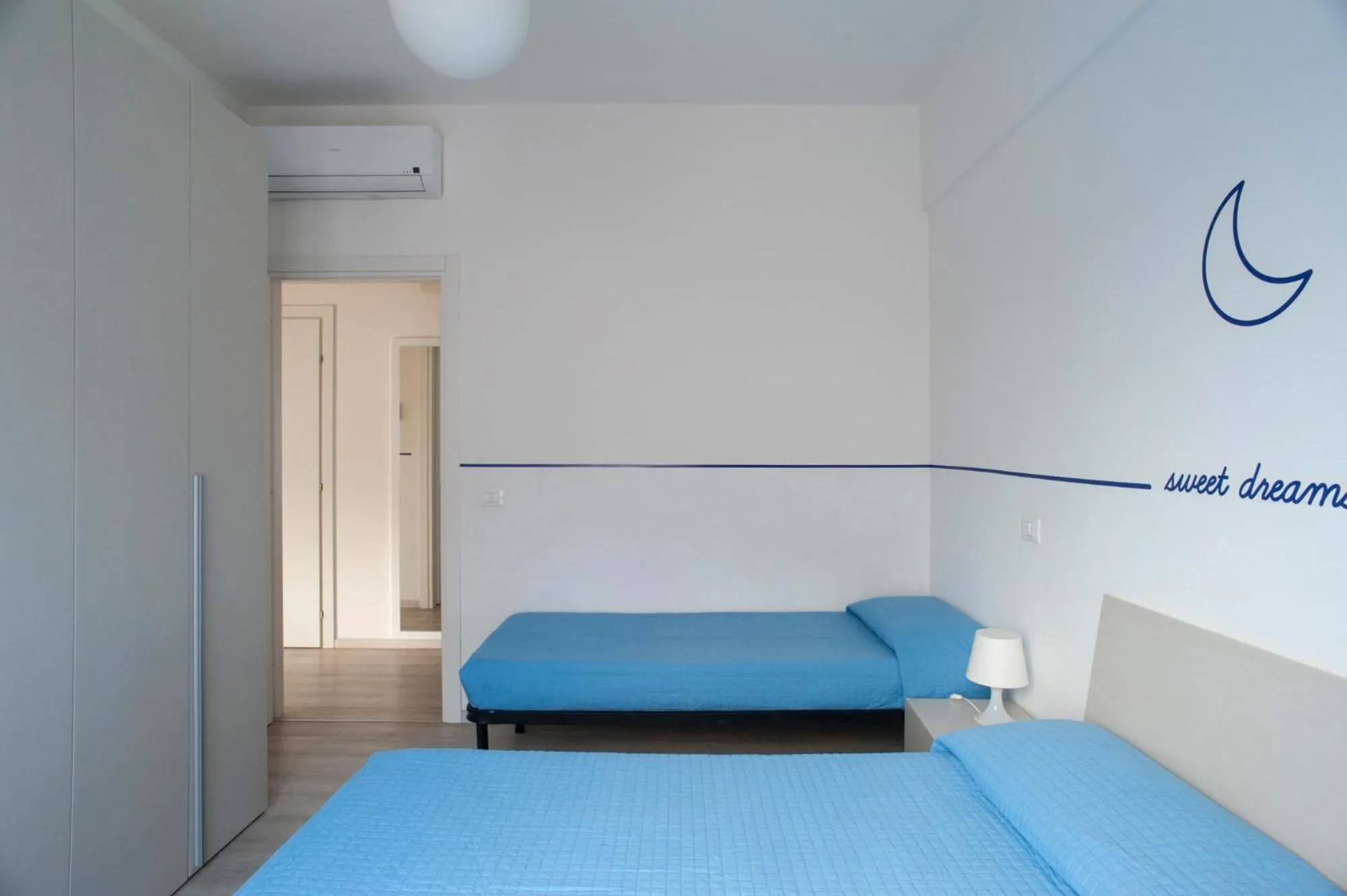 Bedroom, Bed in Residence Holidays