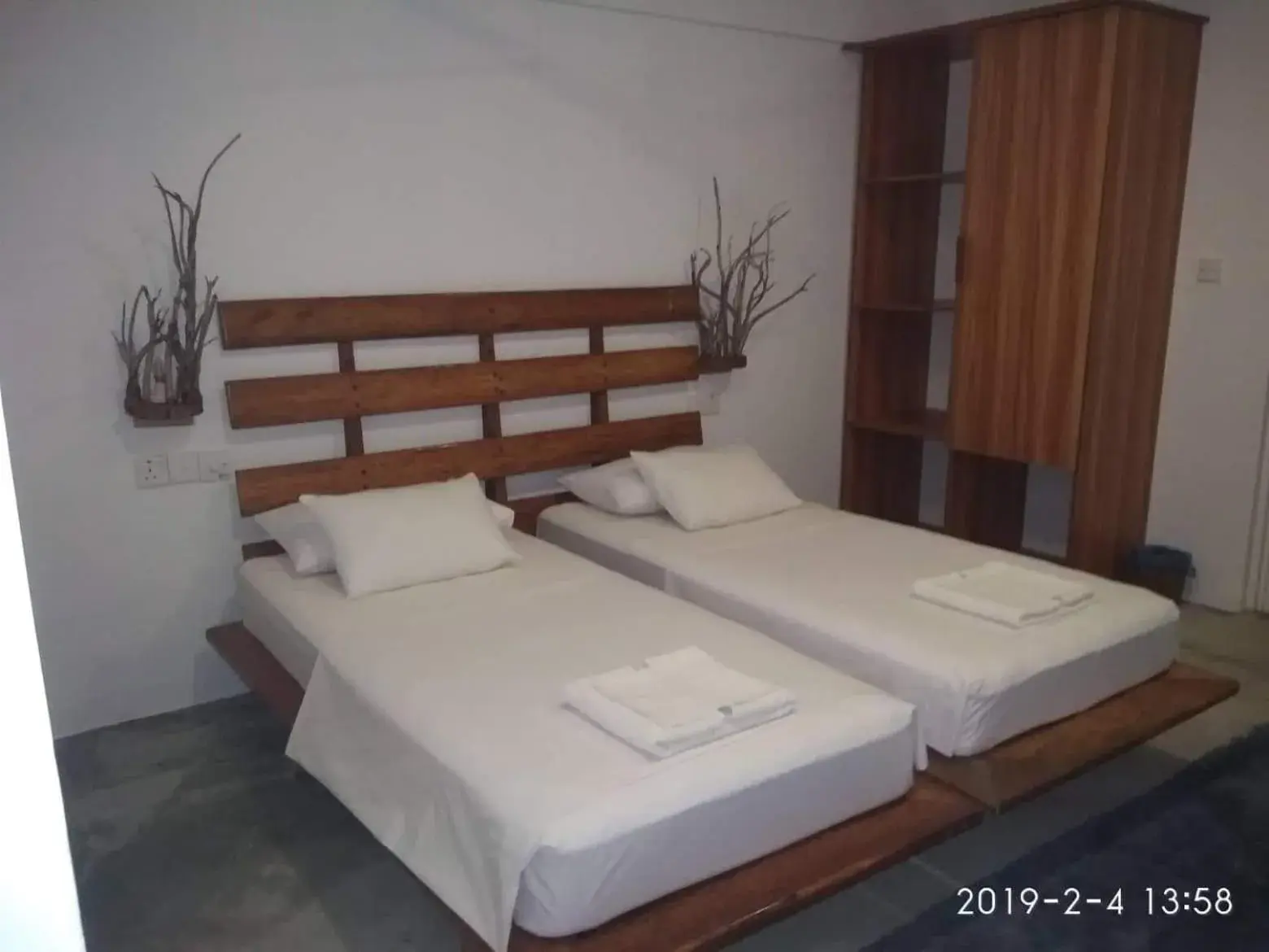 Bed in Island Break Bed in Island Break