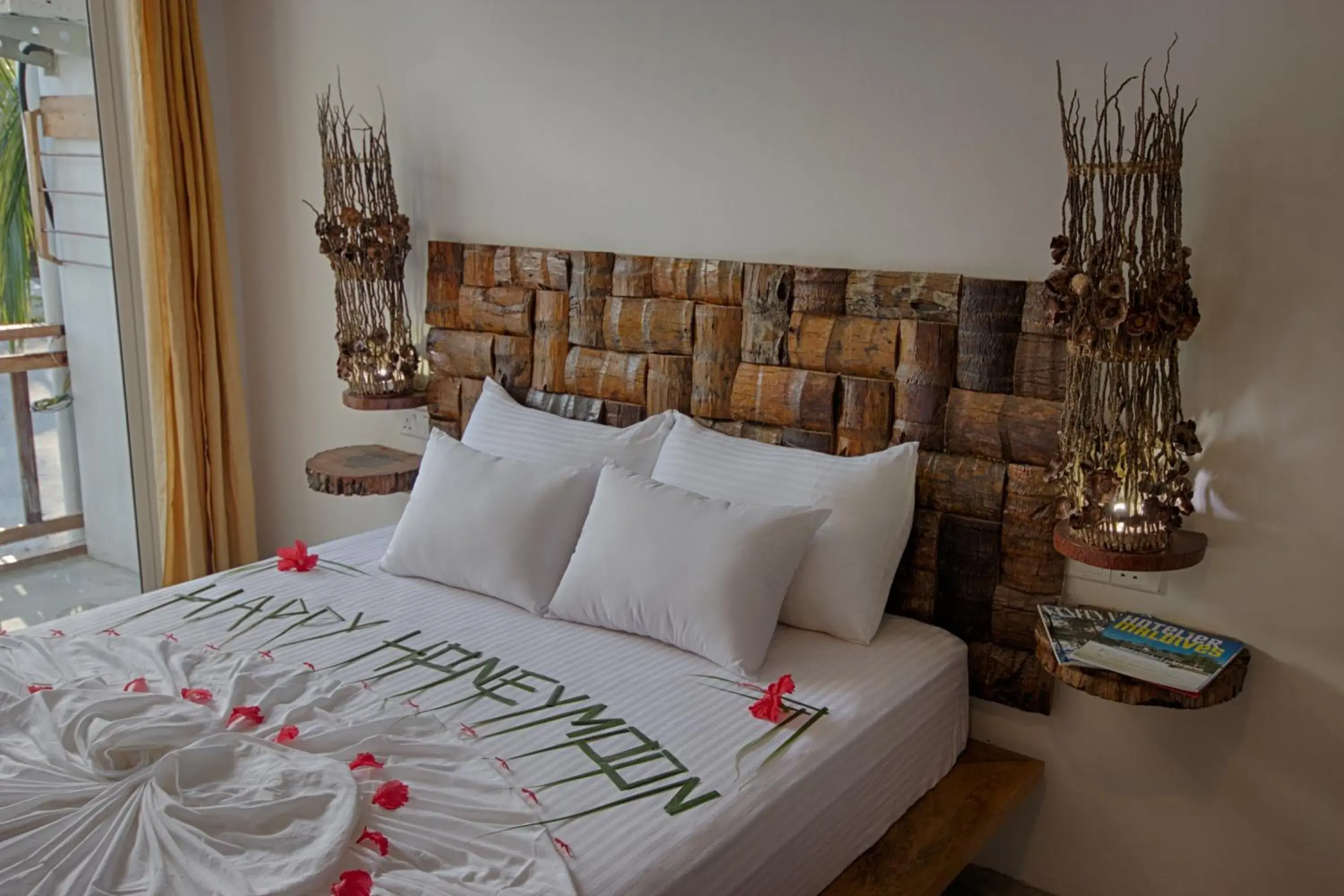 Bed in Island Break Bed in Island Break