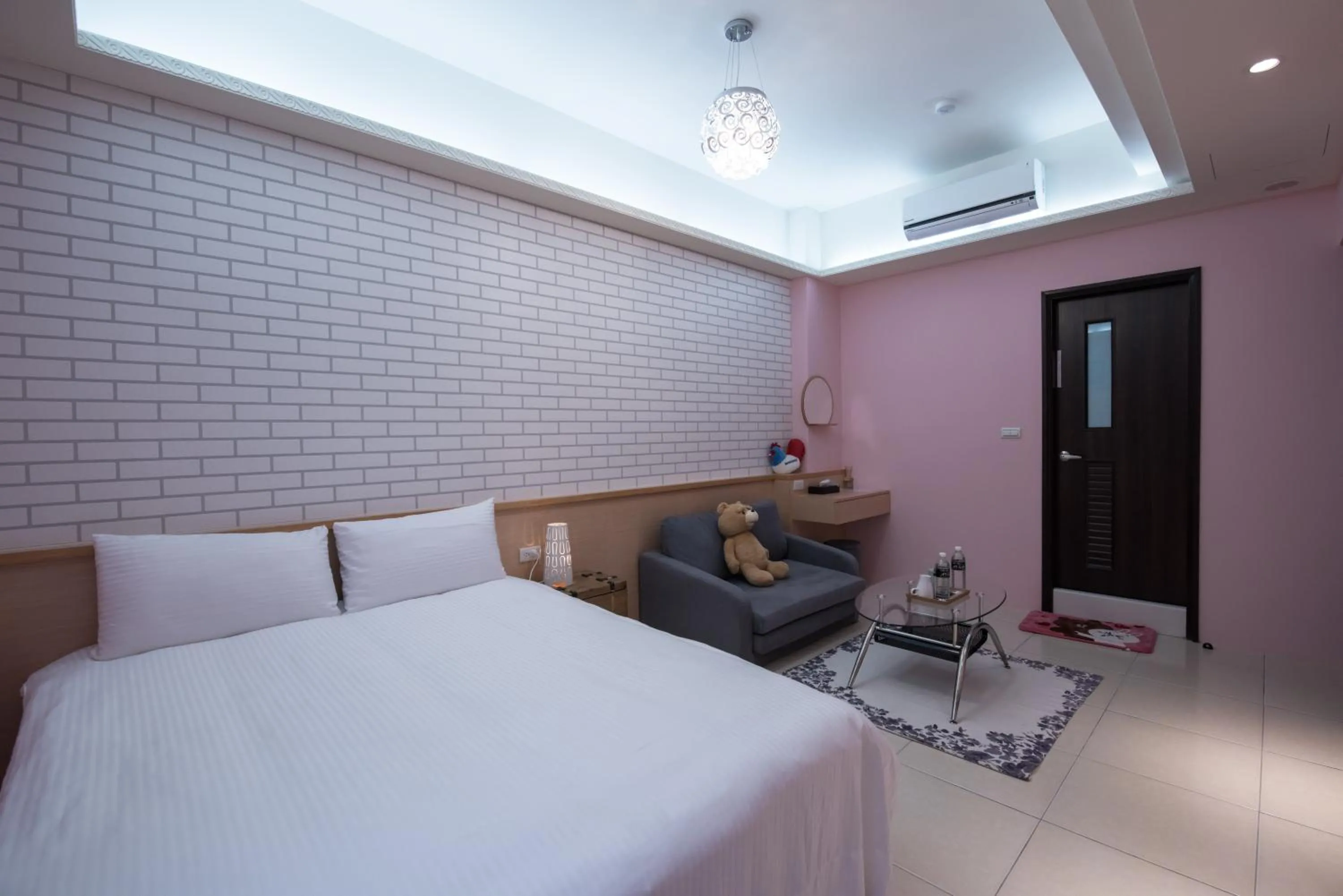 Bed in Catt Leya B&B Hotel
