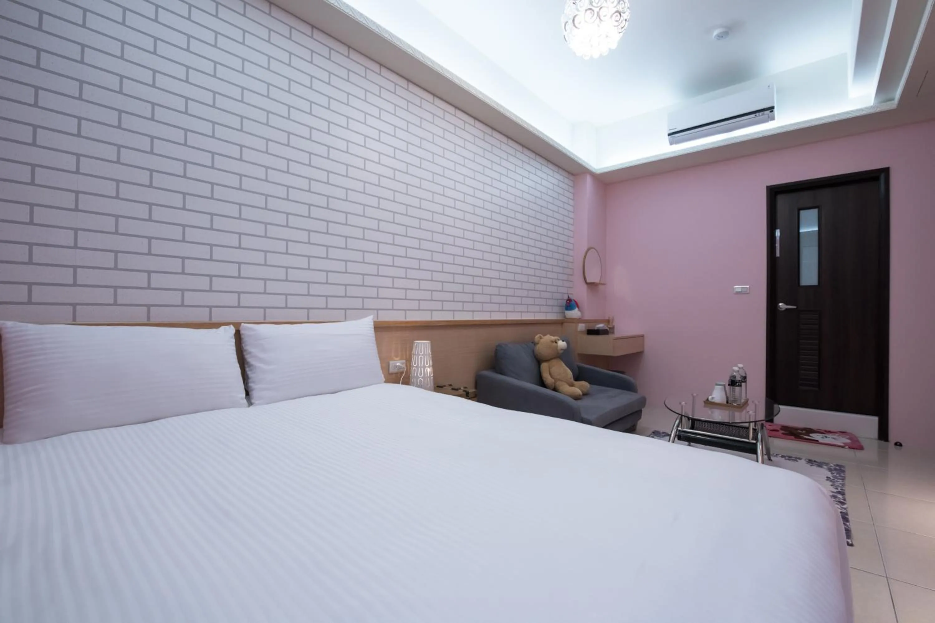 Bed in Catt Leya B&B Hotel
