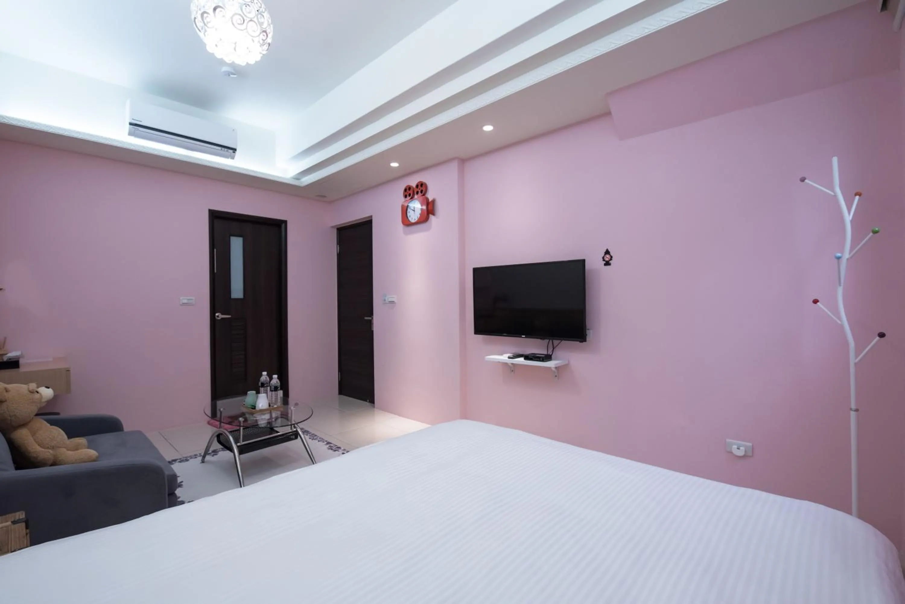 Bed in Catt Leya B&B Hotel
