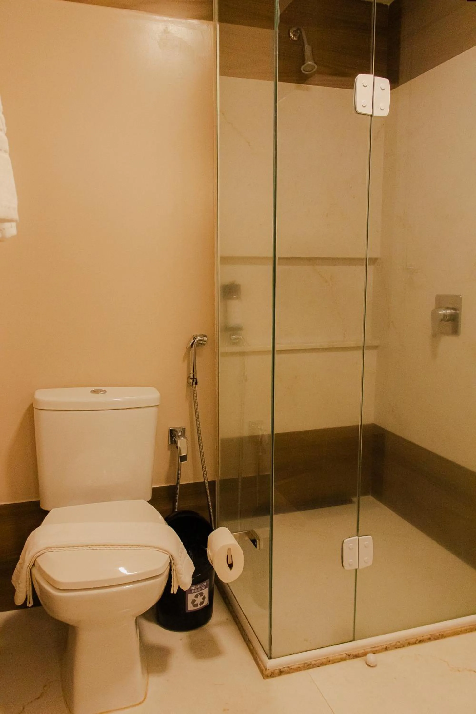 Shower in Recanto Cataratas - Thermas, Resort e Convention