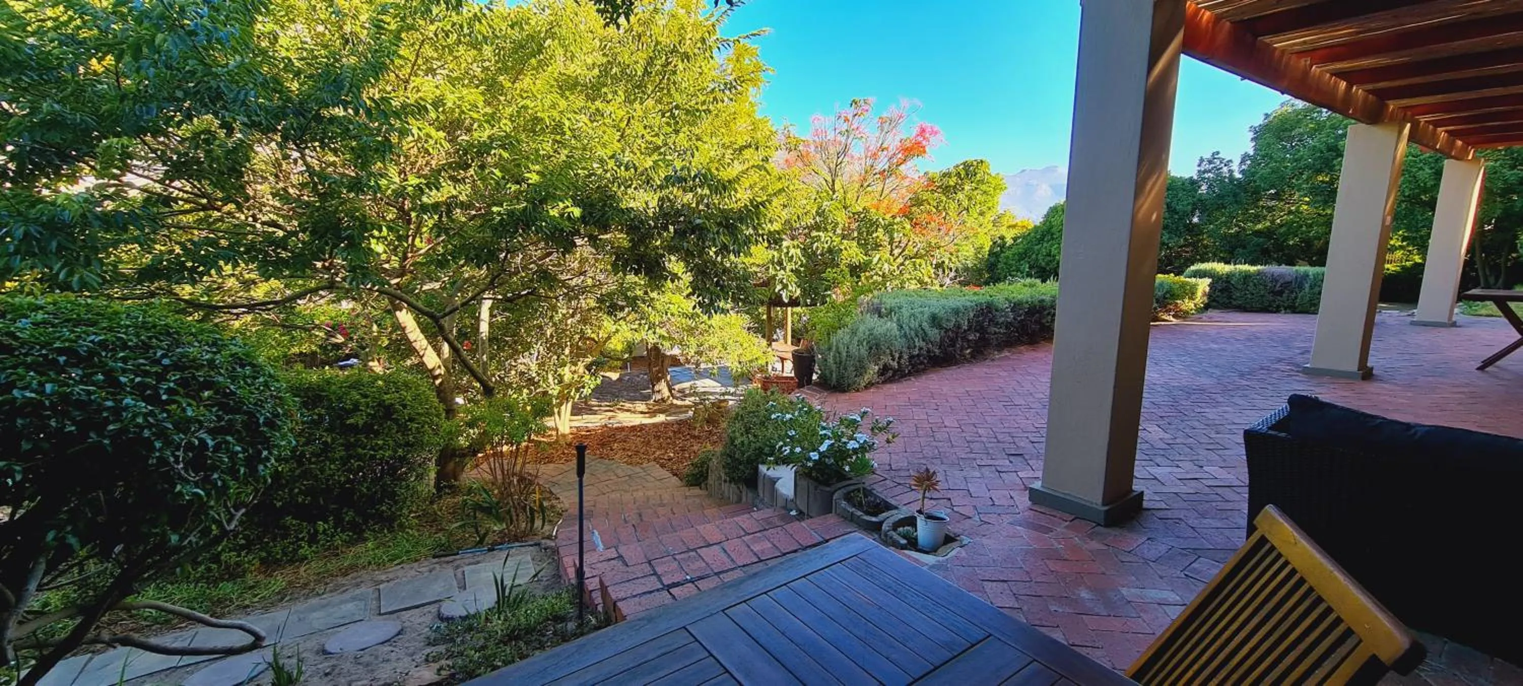 Patio in The Salt House Guest House in Hout Bay
