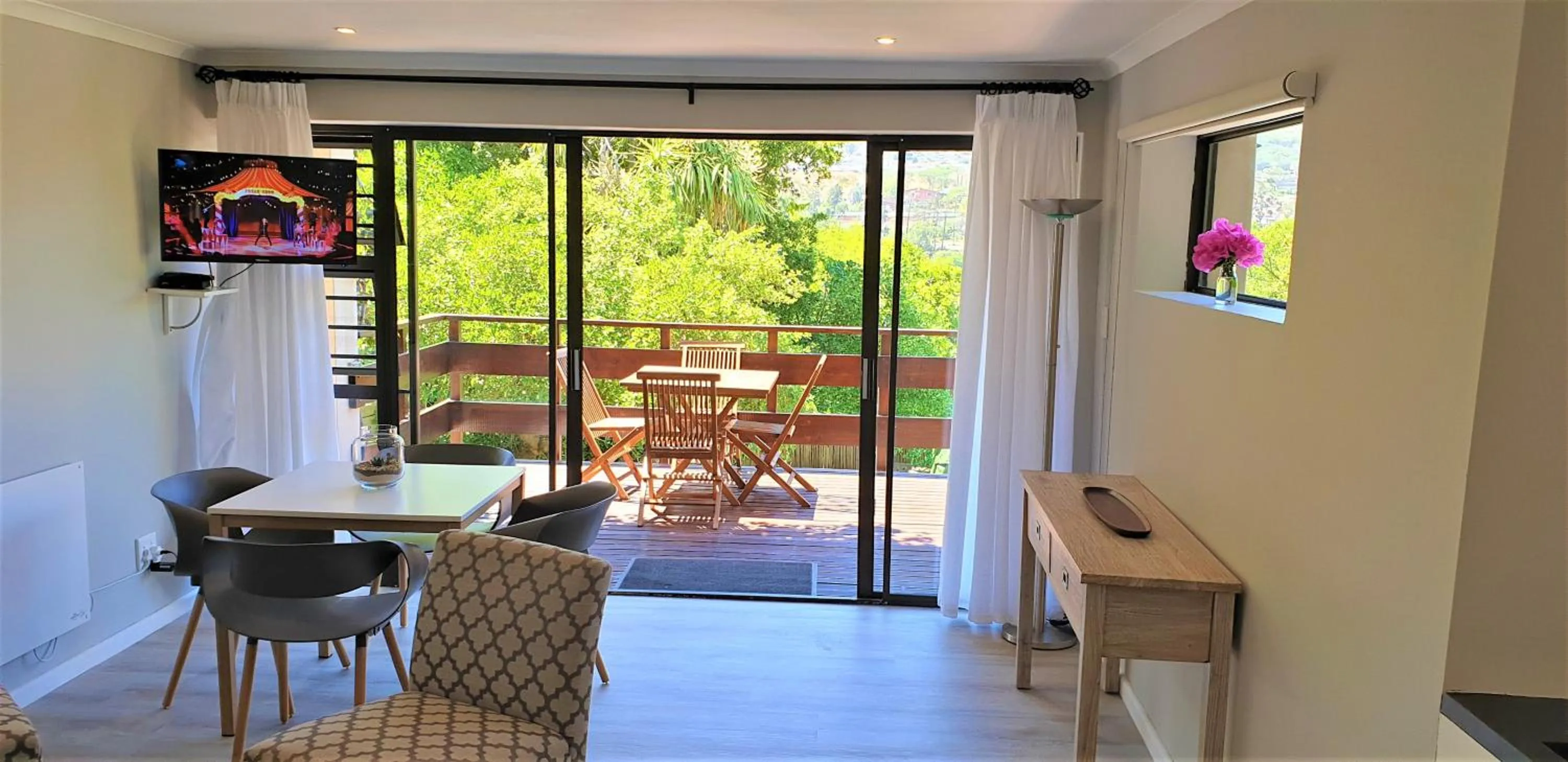 The Salt House Guest House in Hout Bay