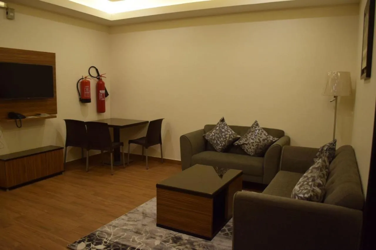 Al Shiraz Suites