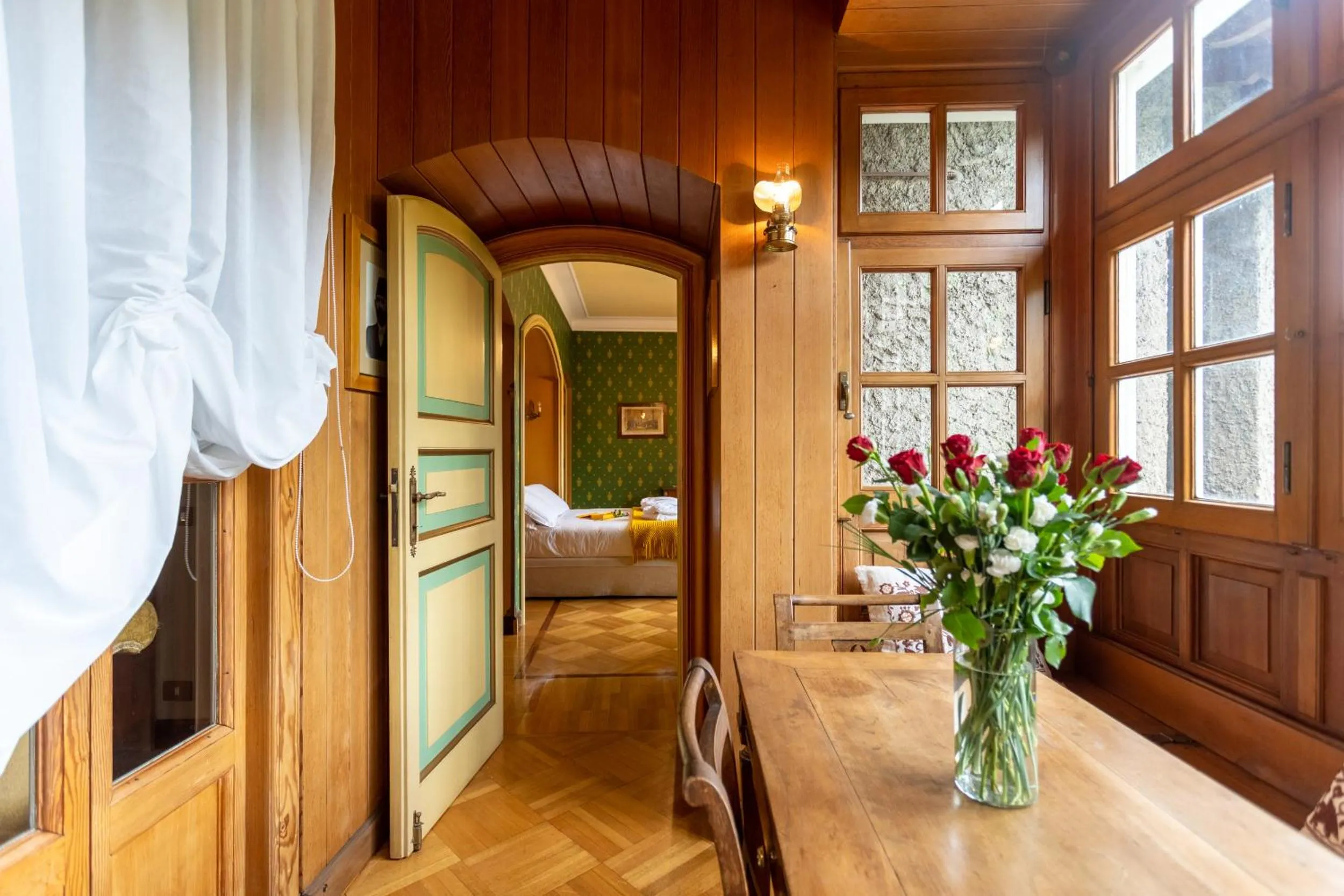 Decorative detail in Ronco Dell'Abate - Lake Como Relais B&B