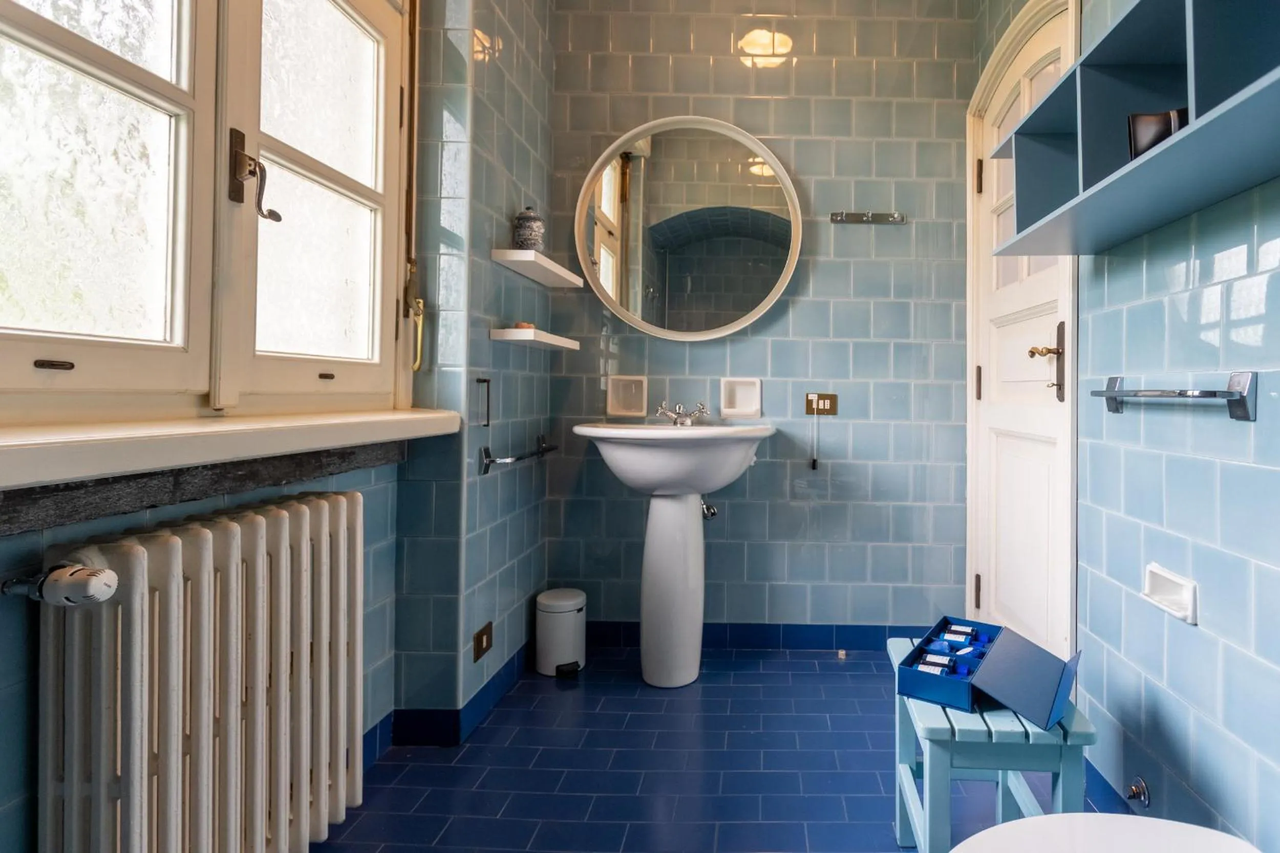 Bathroom in Ronco Dell'Abate - Lake Como Relais B&B