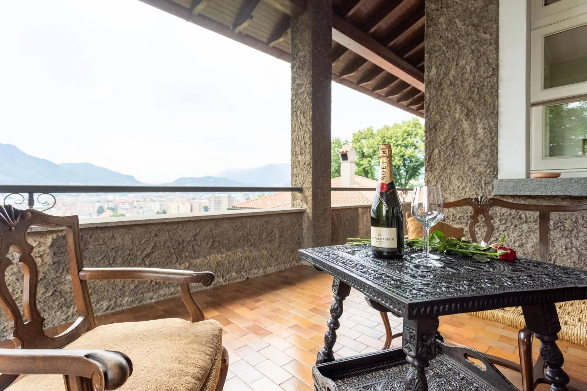 Balcony/Terrace in Ronco Dell'Abate - Lake Como Relais B&B