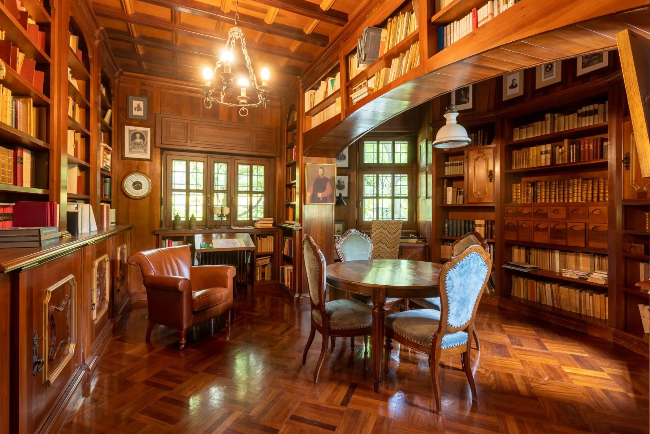 Library in Ronco Dell'Abate - Lake Como Relais B&B