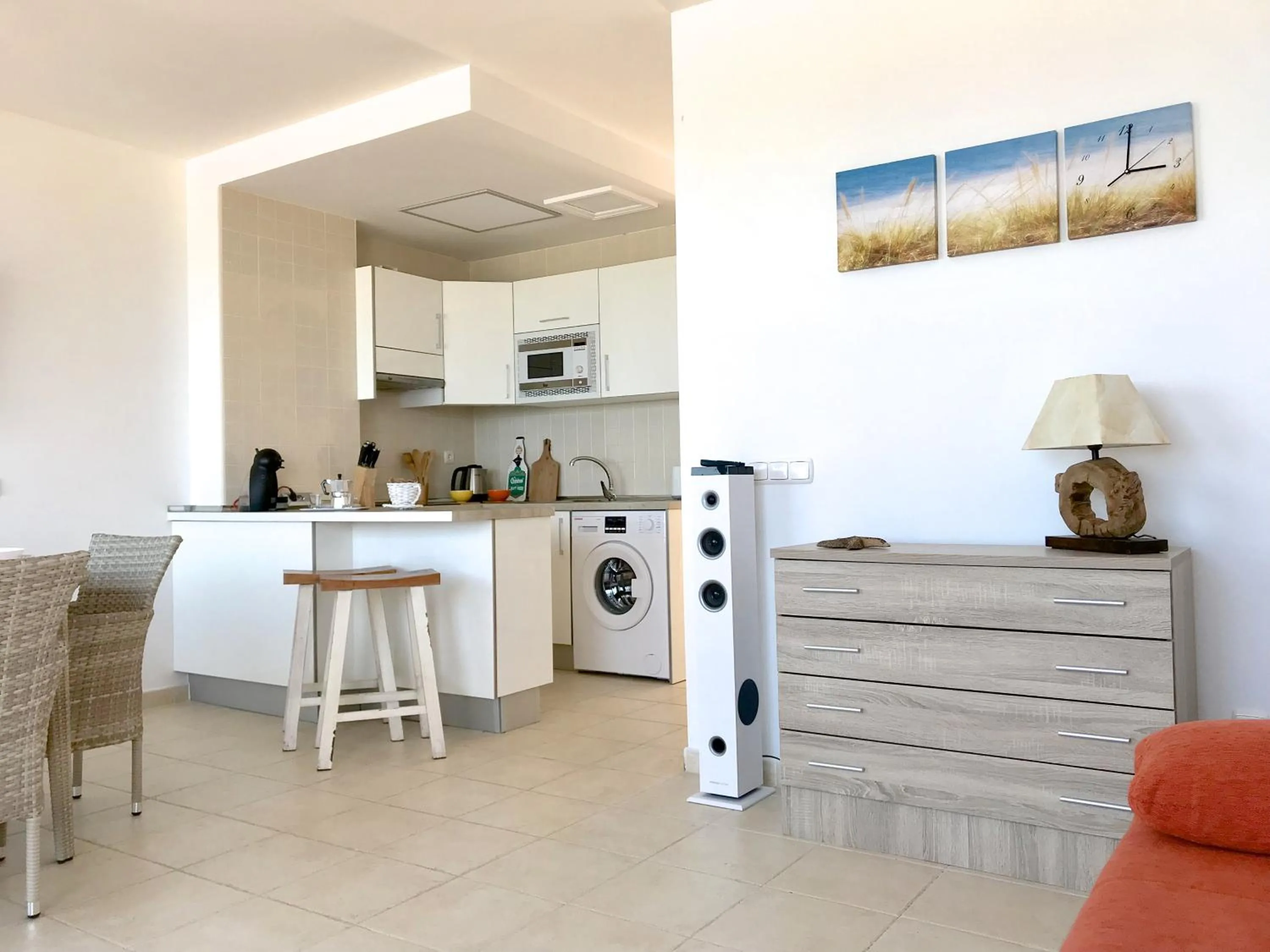 TV and multimedia in Residencial Playa Paraiso