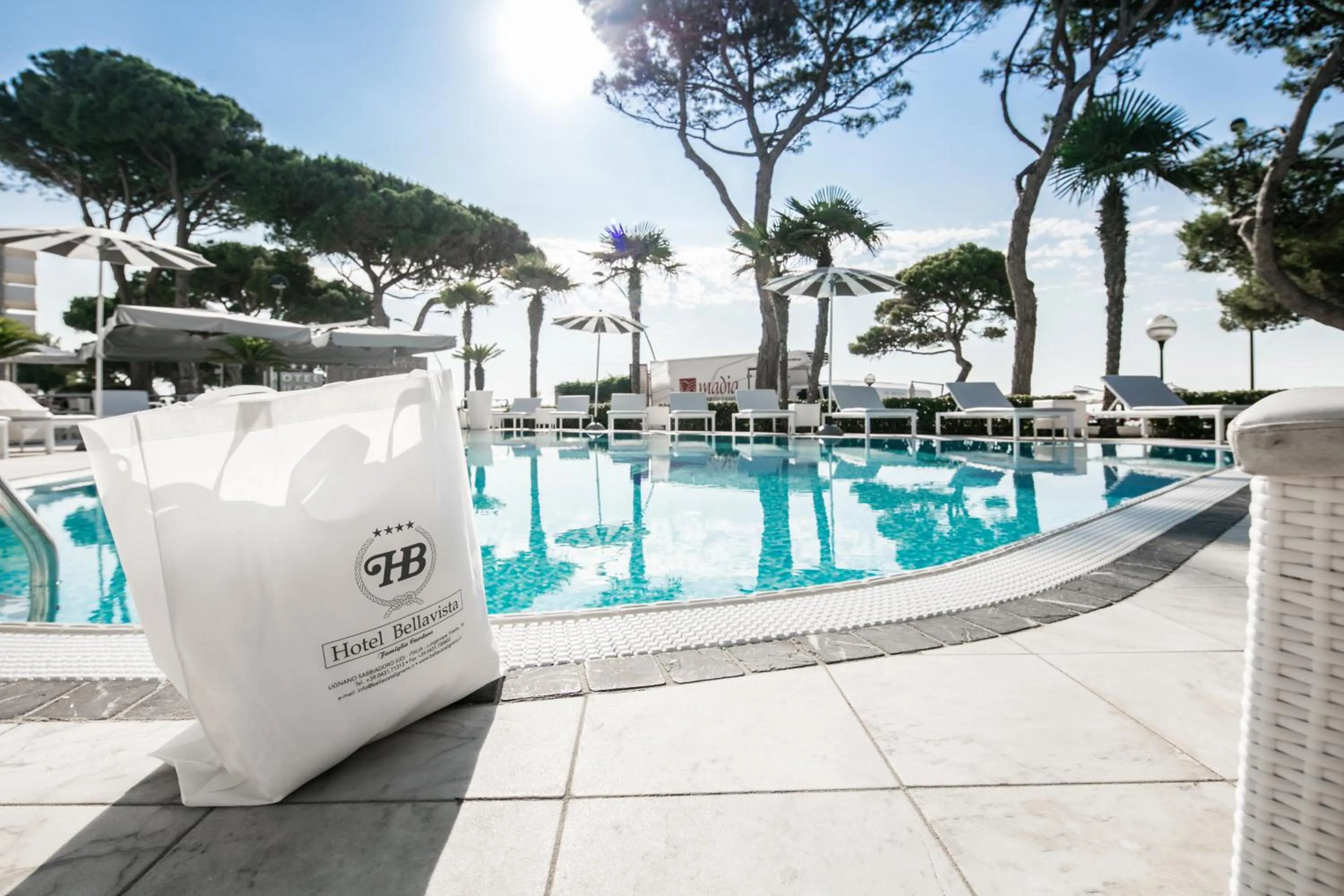 Swimming pool in Hotel Bellavista