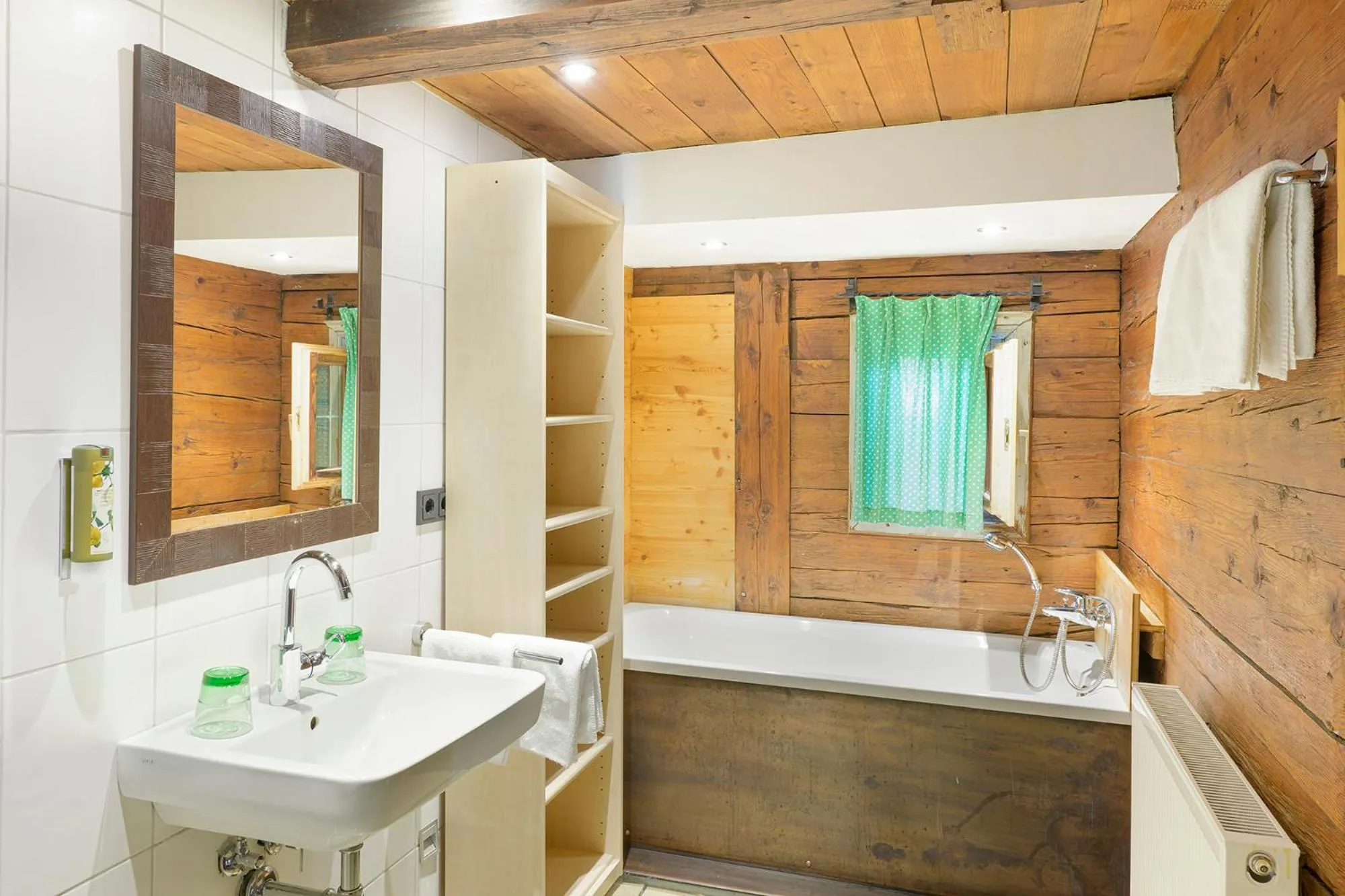 Bathroom in Golf- und Sporthotel Moarhof