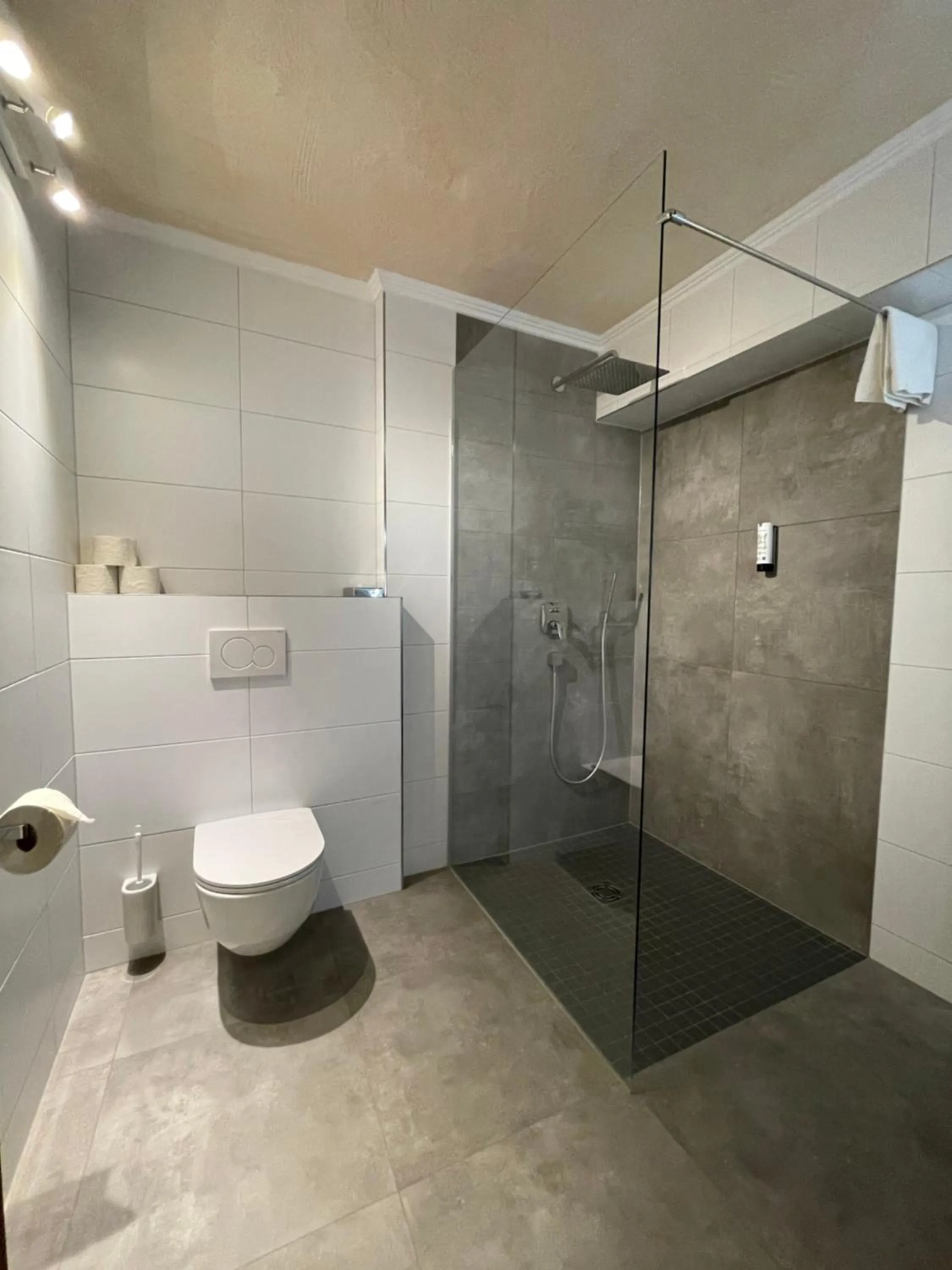 Bathroom in Golf- und Sporthotel Moarhof