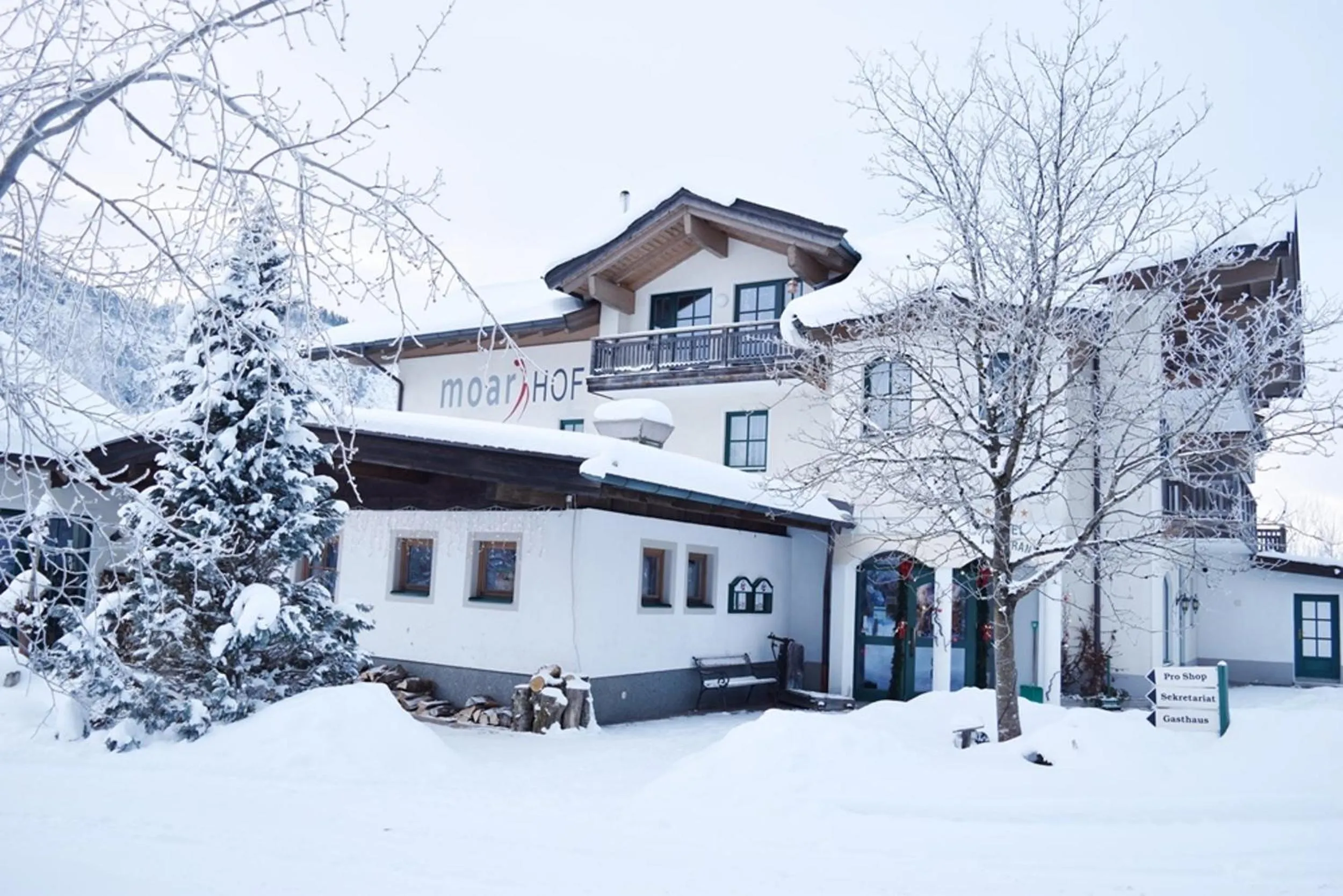 Property building in Golf- und Sporthotel Moarhof