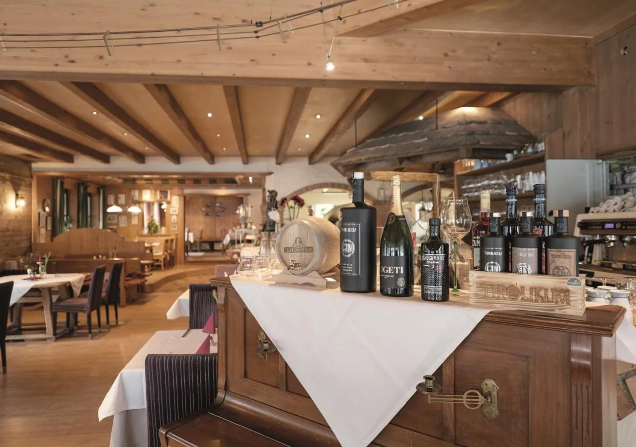 Restaurant/places to eat in Golf- und Sporthotel Moarhof